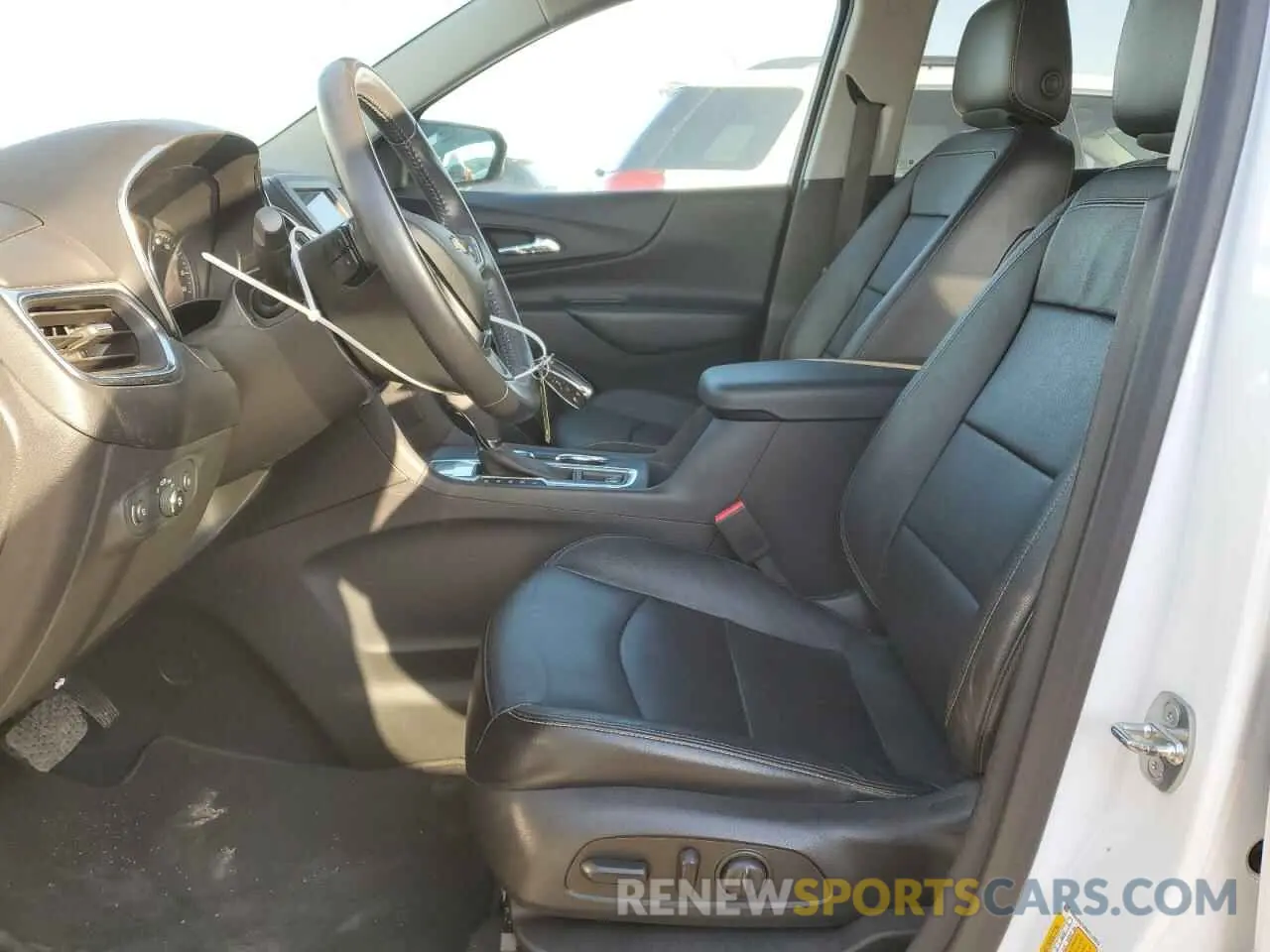 7 Photograph of a damaged car 3GNAXKEV6MS178842 CHEVROLET EQUINOX 2021