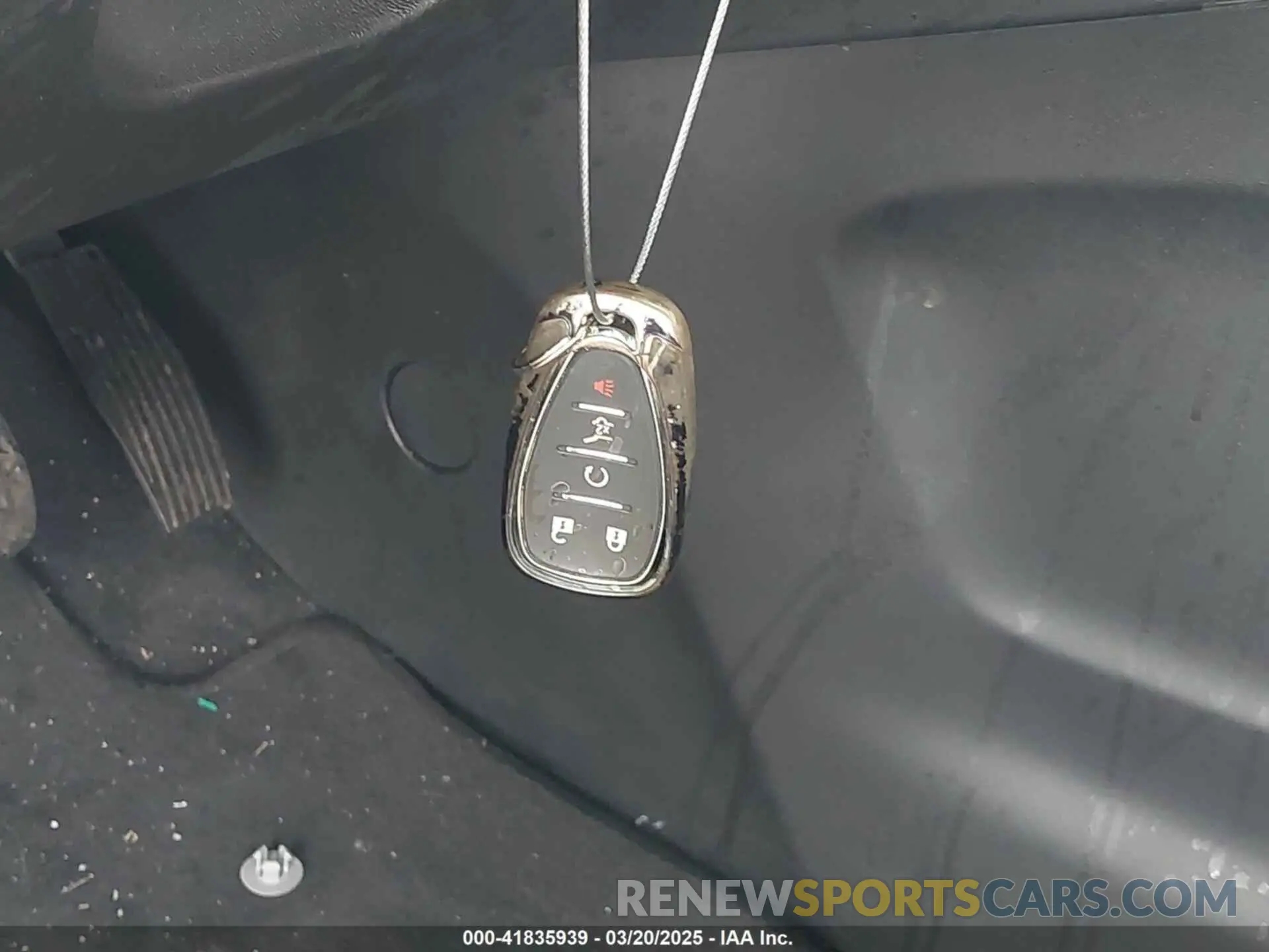 11 Photograph of a damaged car 3GNAXKEV7ML344411 CHEVROLET EQUINOX 2021