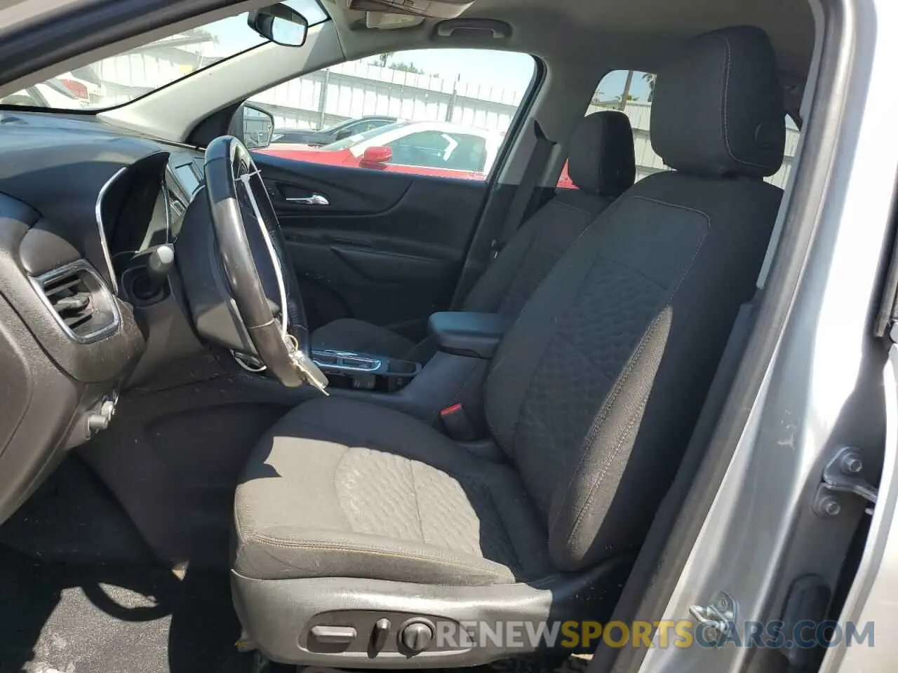 7 Photograph of a damaged car 3GNAXKEV7MS100120 CHEVROLET EQUINOX 2021