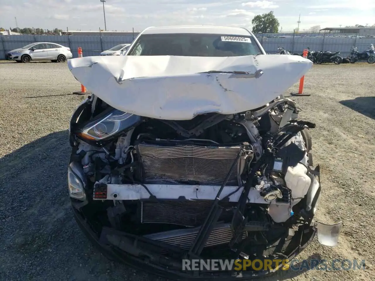 5 Photograph of a damaged car 3GNAXKEV7MS129049 CHEVROLET EQUINOX 2021