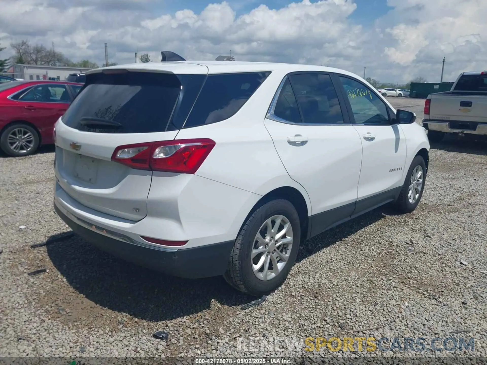 4 Photograph of a damaged car 3GNAXKEV7MS179028 CHEVROLET EQUINOX 2021
