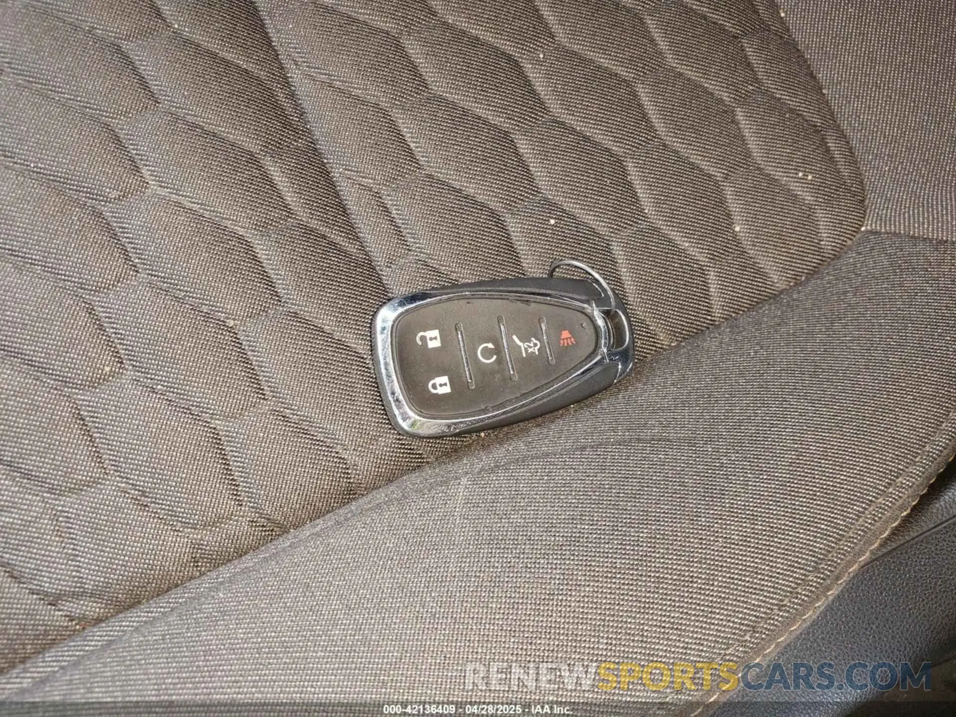 11 Photograph of a damaged car 3GNAXKEV8ML358494 CHEVROLET EQUINOX 2021