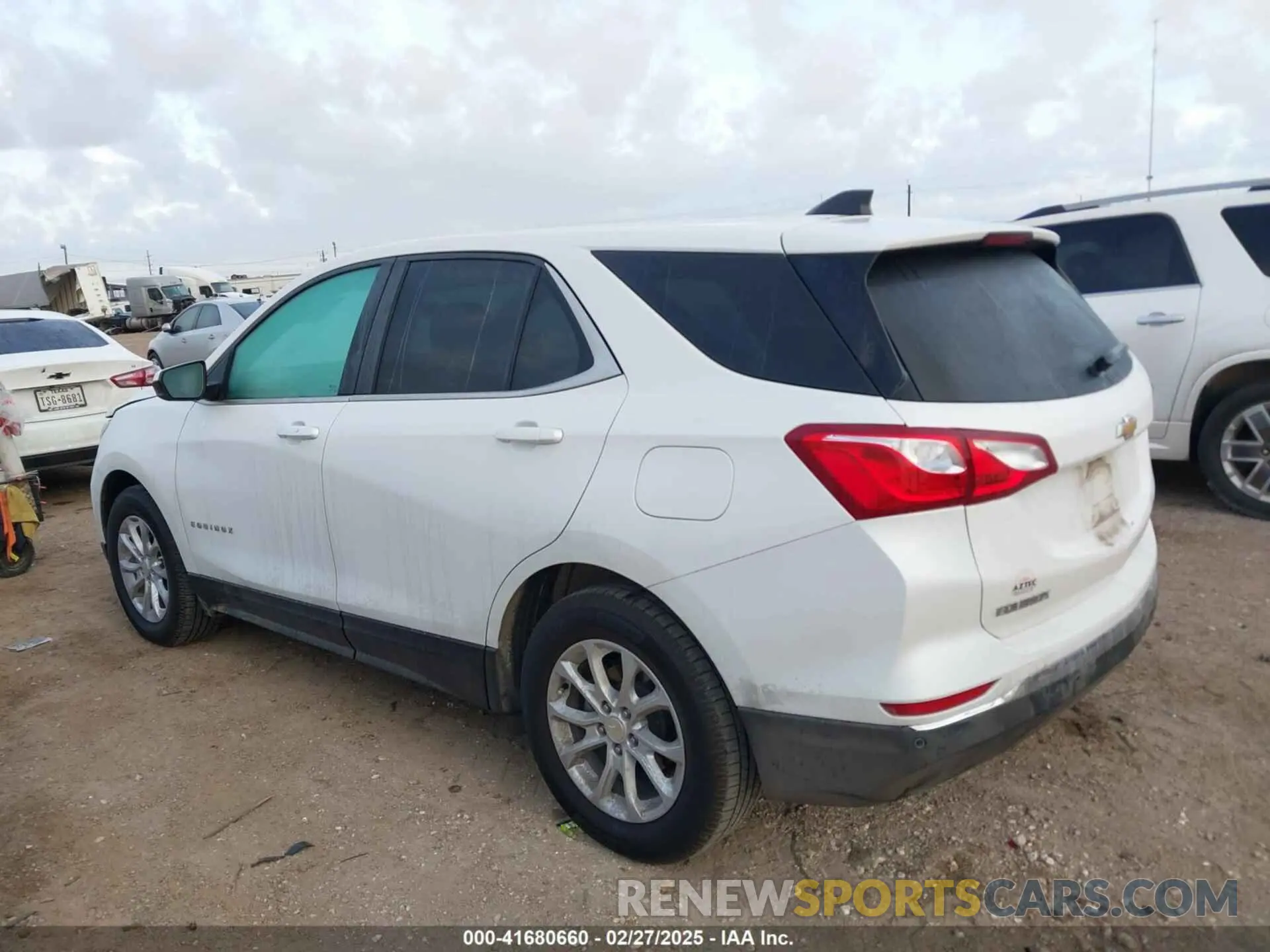 14 Photograph of a damaged car 3GNAXKEV8MS121879 CHEVROLET EQUINOX 2021