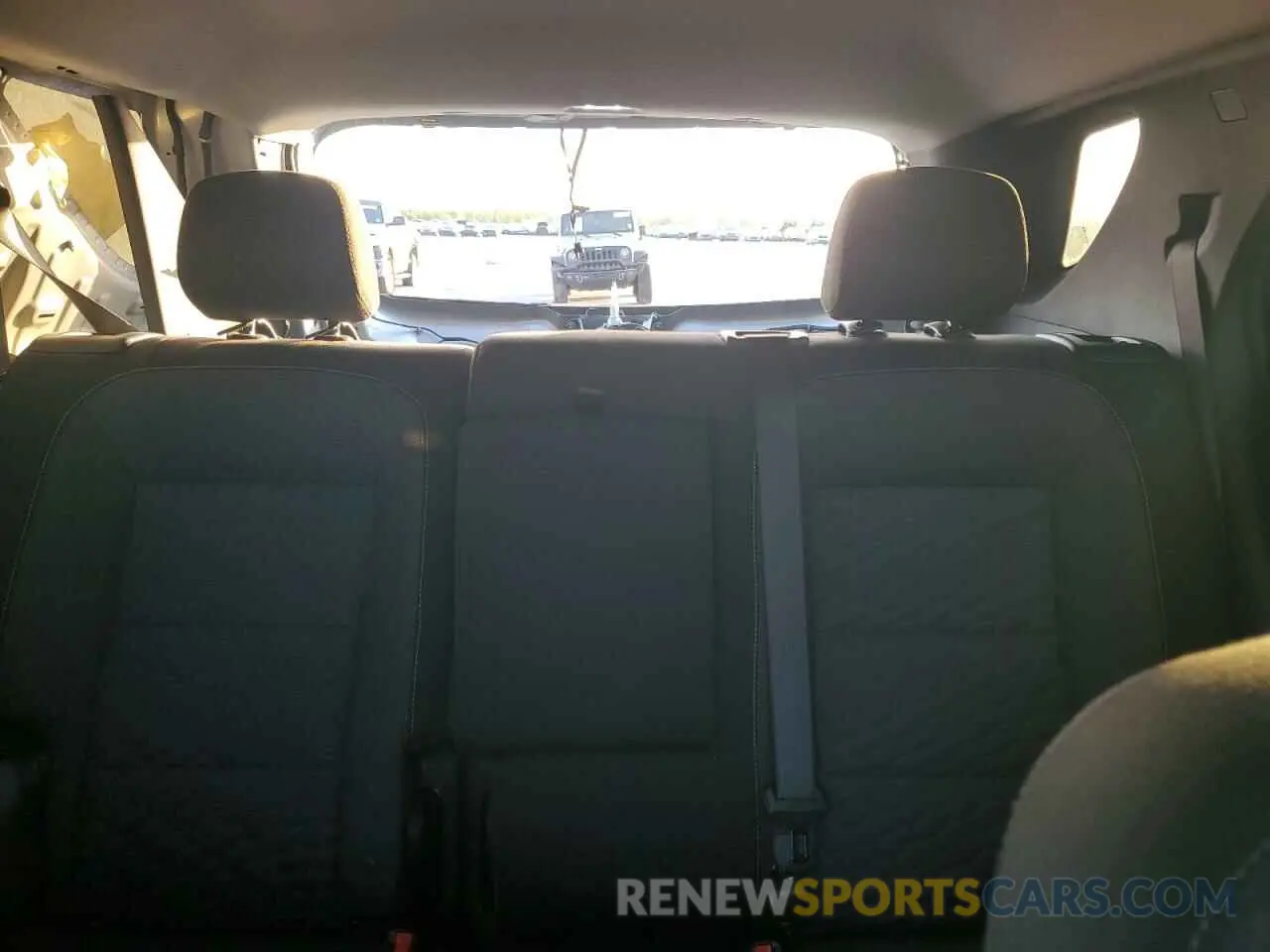 10 Photograph of a damaged car 3GNAXKEV8MS160858 CHEVROLET EQUINOX 2021