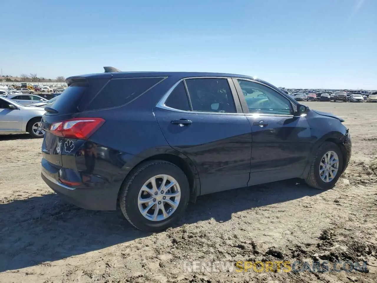 3 Photograph of a damaged car 3GNAXKEV9MS126721 CHEVROLET EQUINOX 2021