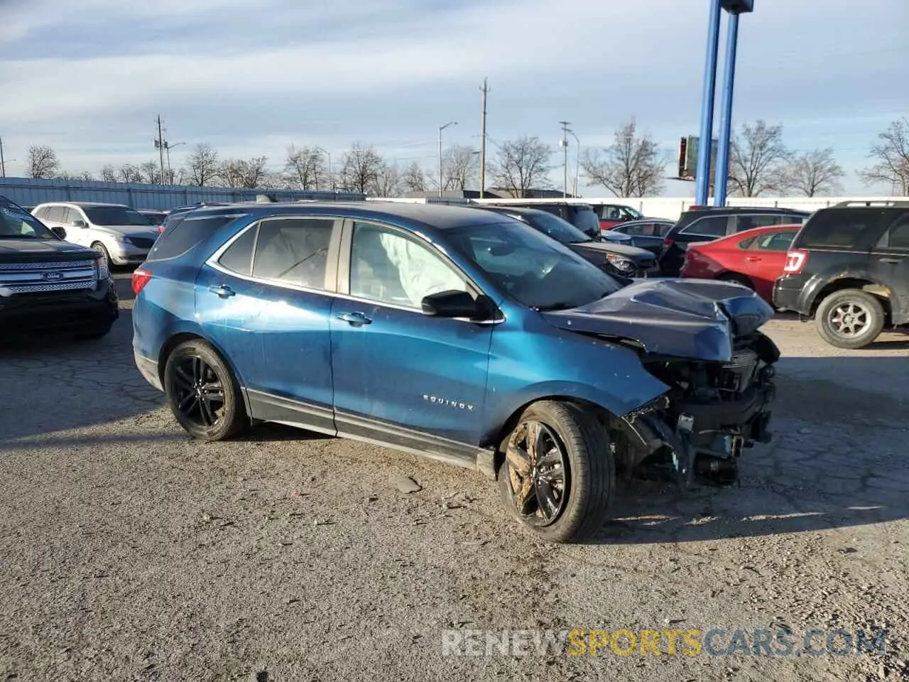 4 Фотография поврежденного автомобиля 3GNAXKEVXML362711 CHEVROLET EQUINOX 2021