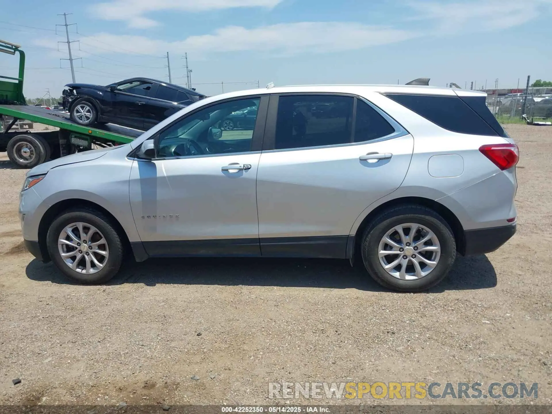 14 Photograph of a damaged car 3GNAXKEVXMS172106 CHEVROLET EQUINOX 2021