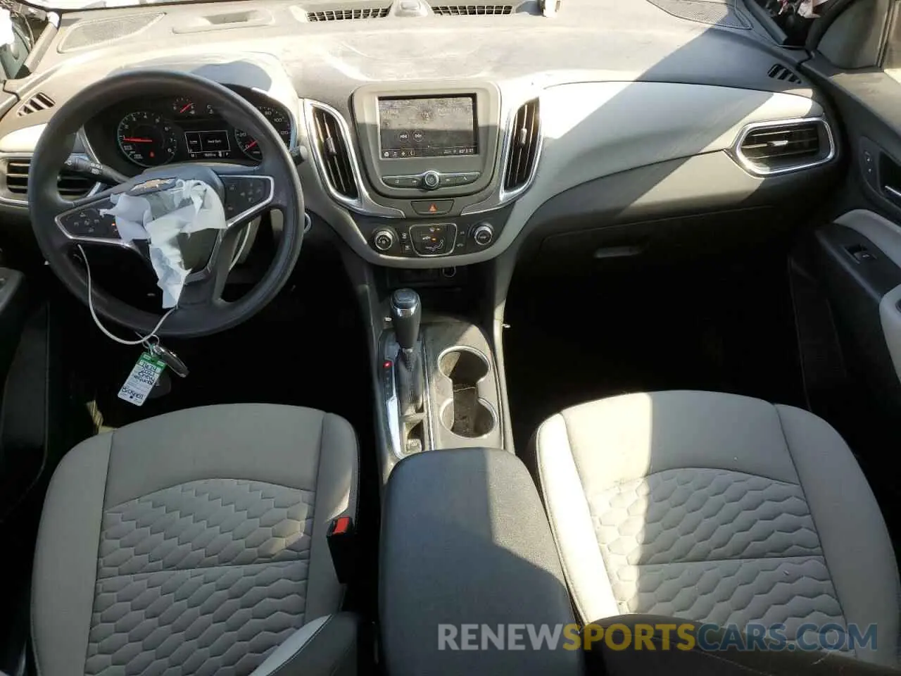 8 Photograph of a damaged car 3GNAXSEV1MS146901 CHEVROLET EQUINOX 2021