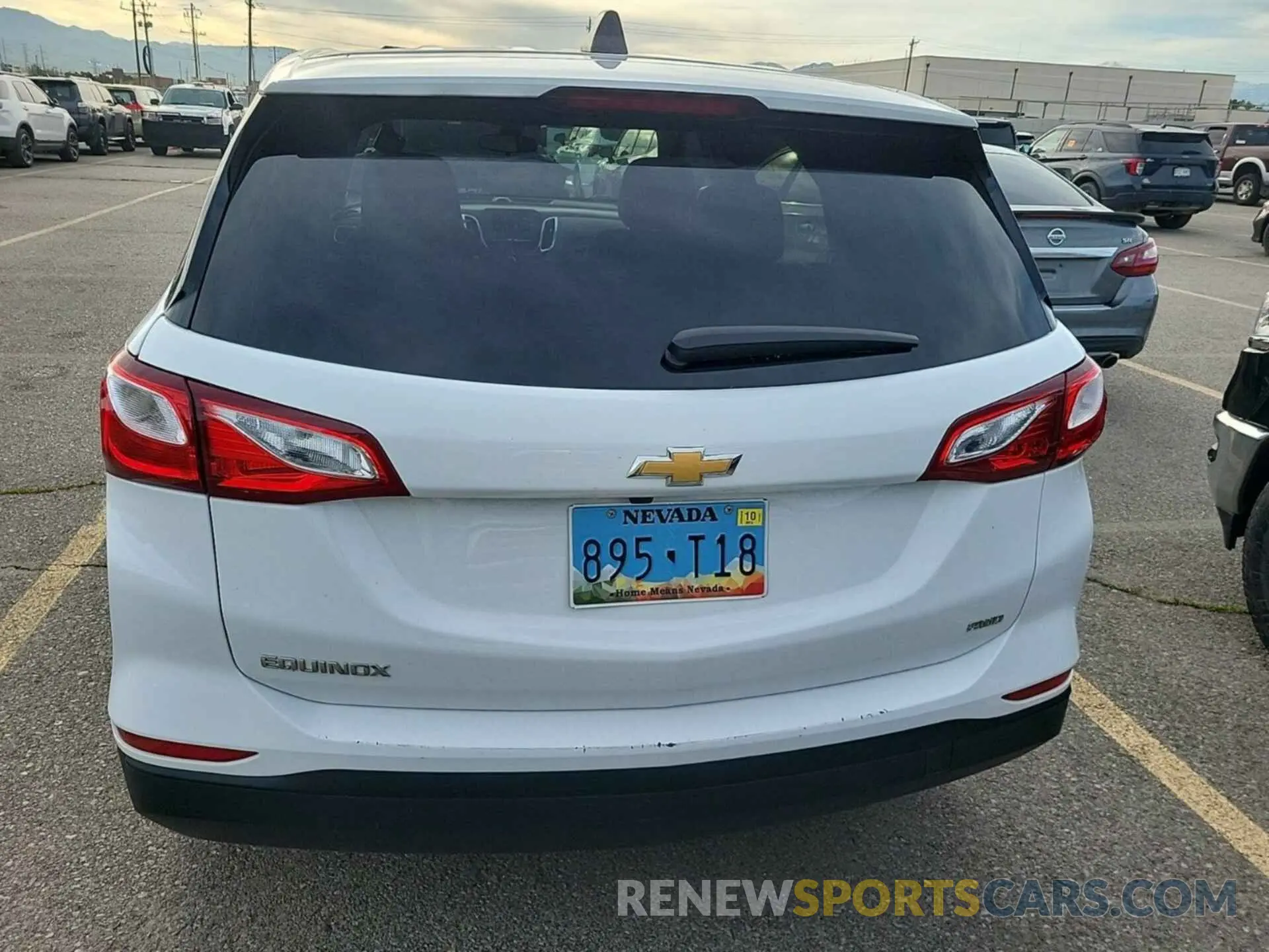 33 Photograph of a damaged car 3GNAXSEV5MS170327 CHEVROLET EQUINOX 2021