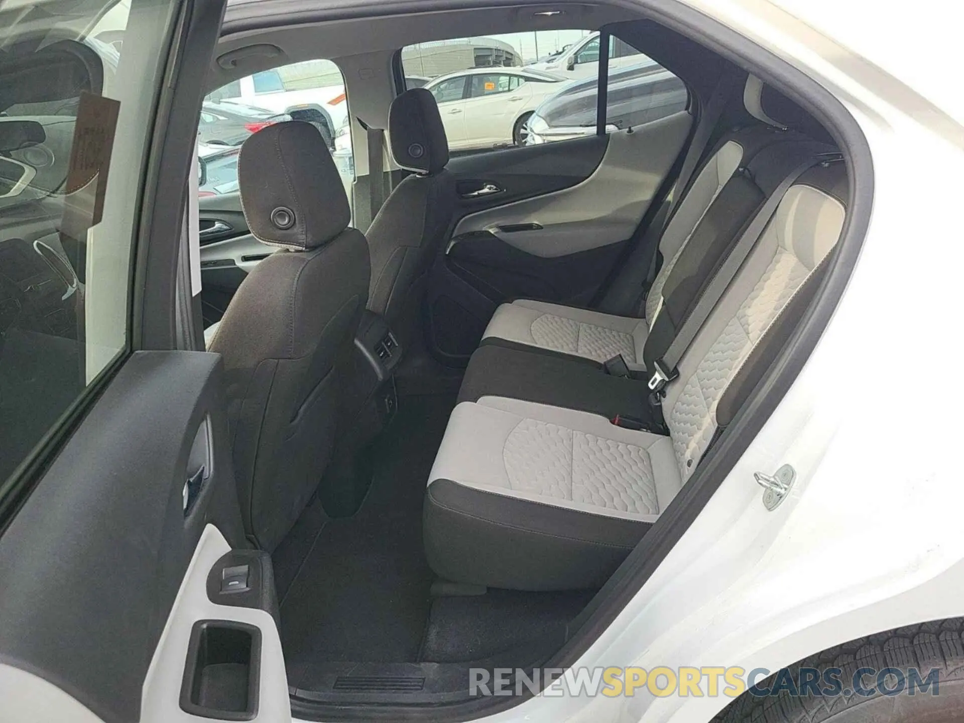 35 Photograph of a damaged car 3GNAXSEV5MS170327 CHEVROLET EQUINOX 2021