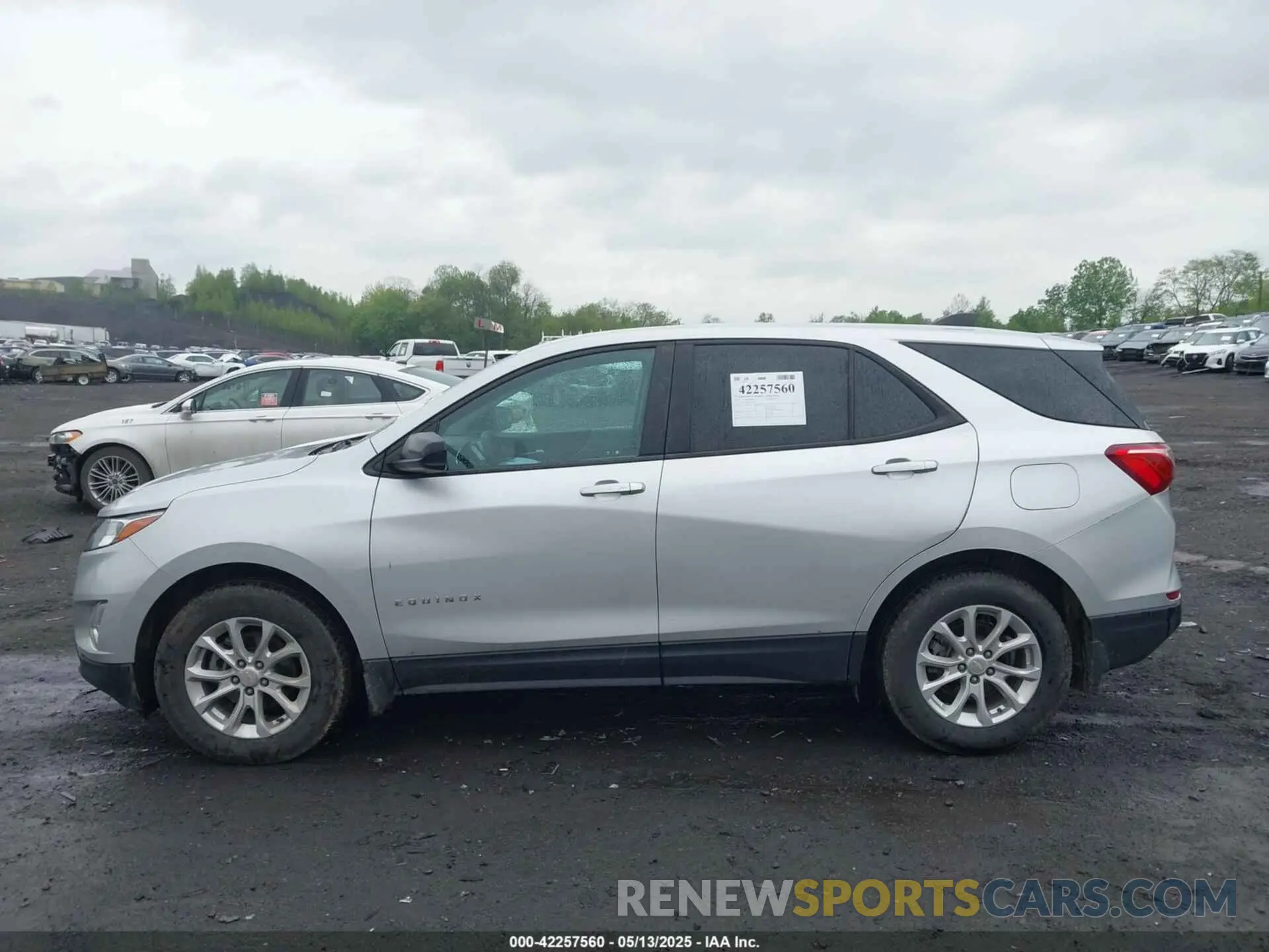 14 Photograph of a damaged car 3GNAXSEV6MS104370 CHEVROLET EQUINOX 2021