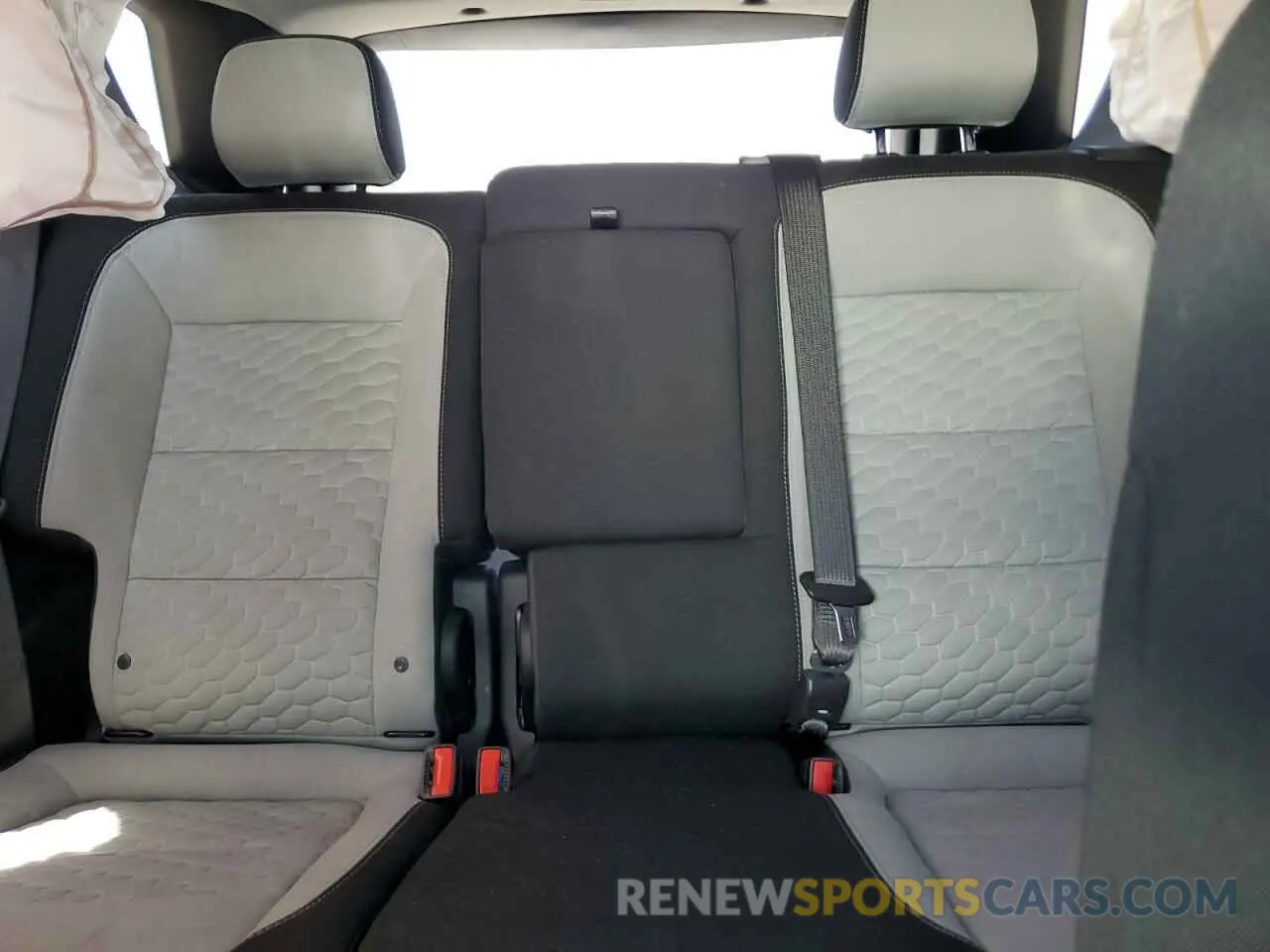 10 Фотография поврежденного автомобиля 3GNAXSEV8MS107898 CHEVROLET EQUINOX 2021