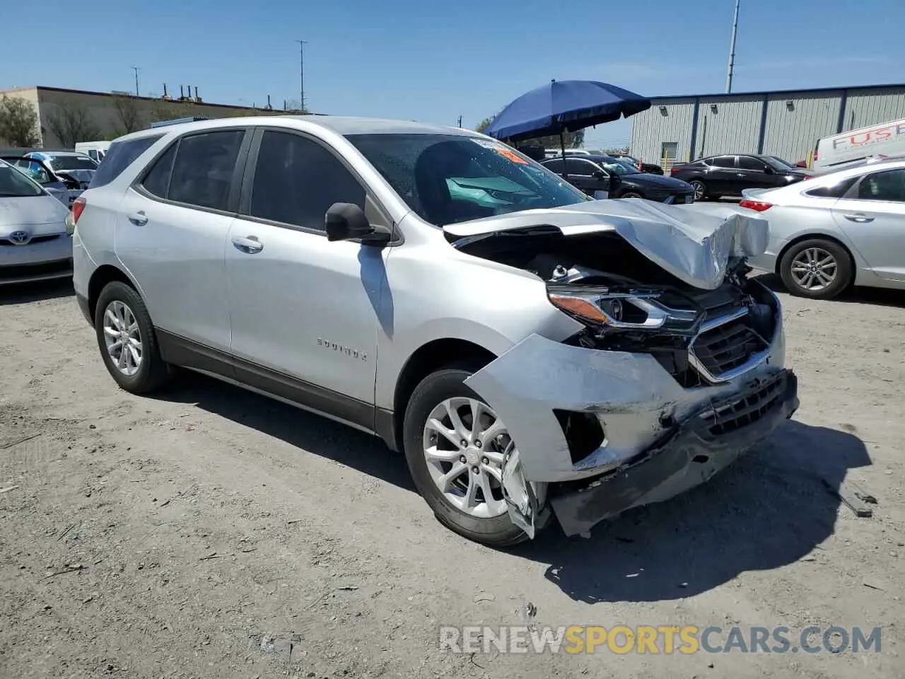 4 Фотография поврежденного автомобиля 3GNAXSEV8MS107898 CHEVROLET EQUINOX 2021