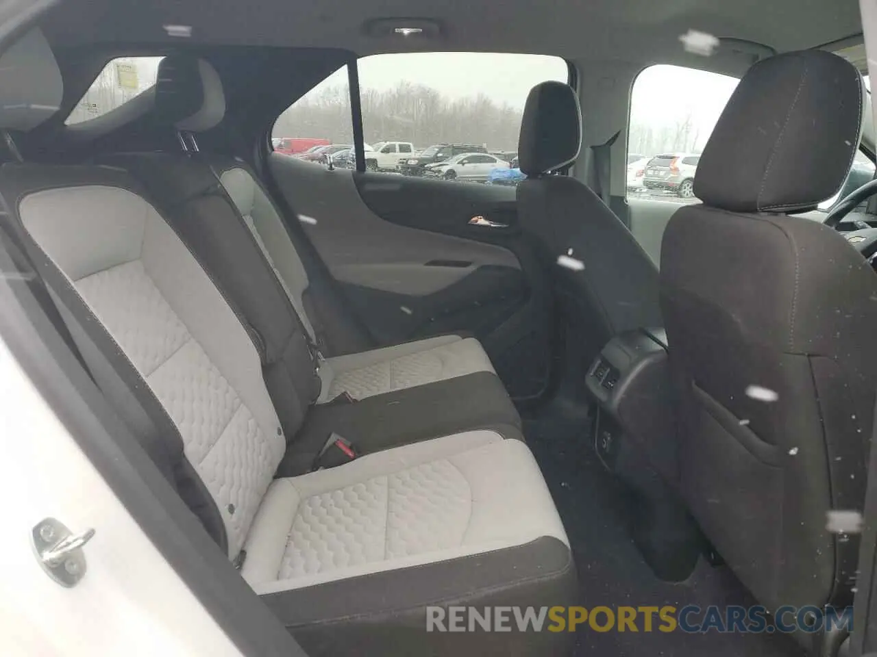 11 Photograph of a damaged car 3GNAXSEVXMS163731 CHEVROLET EQUINOX 2021