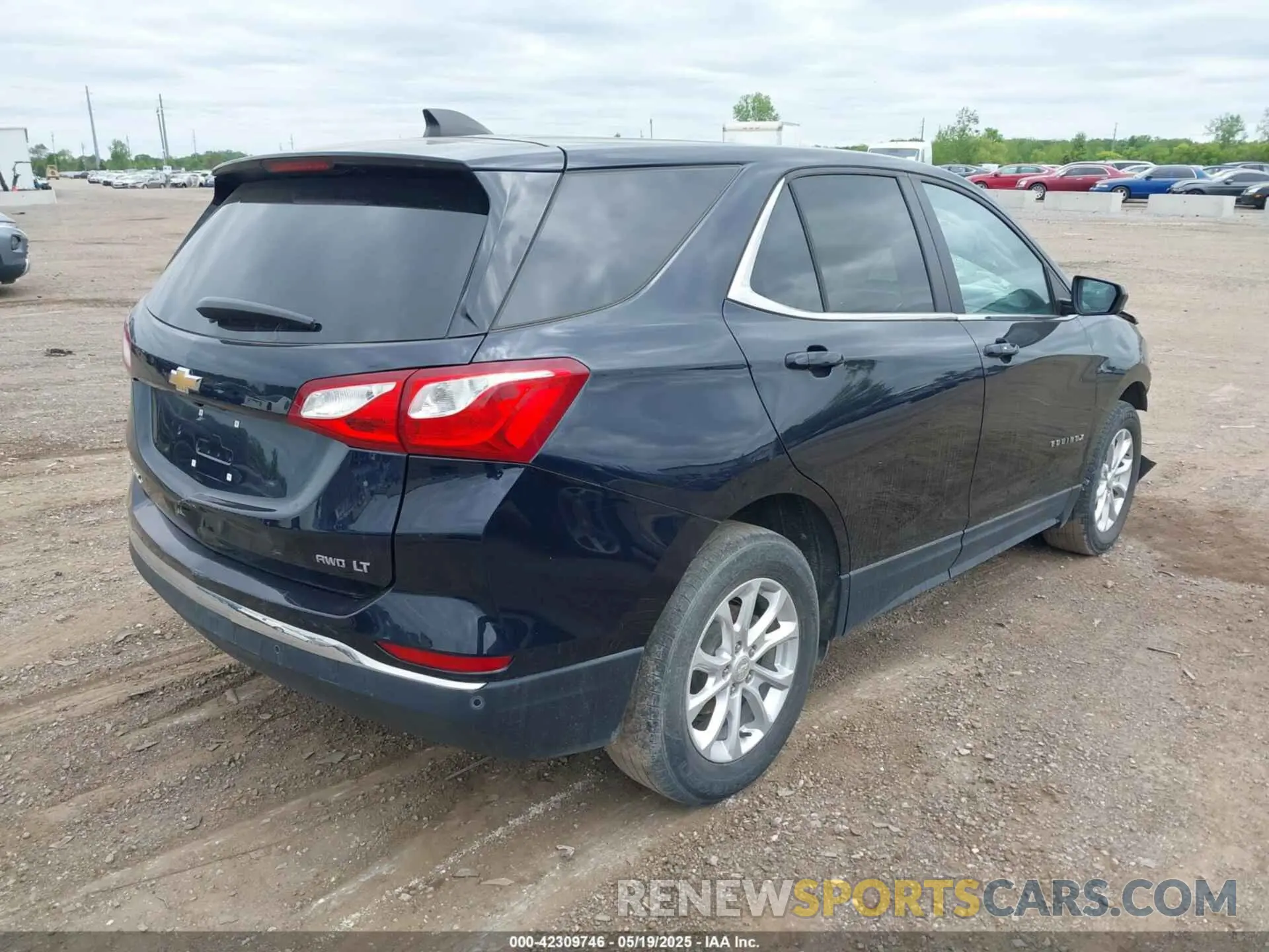4 Photograph of a damaged car 3GNAXTEV0MS116679 CHEVROLET EQUINOX 2021