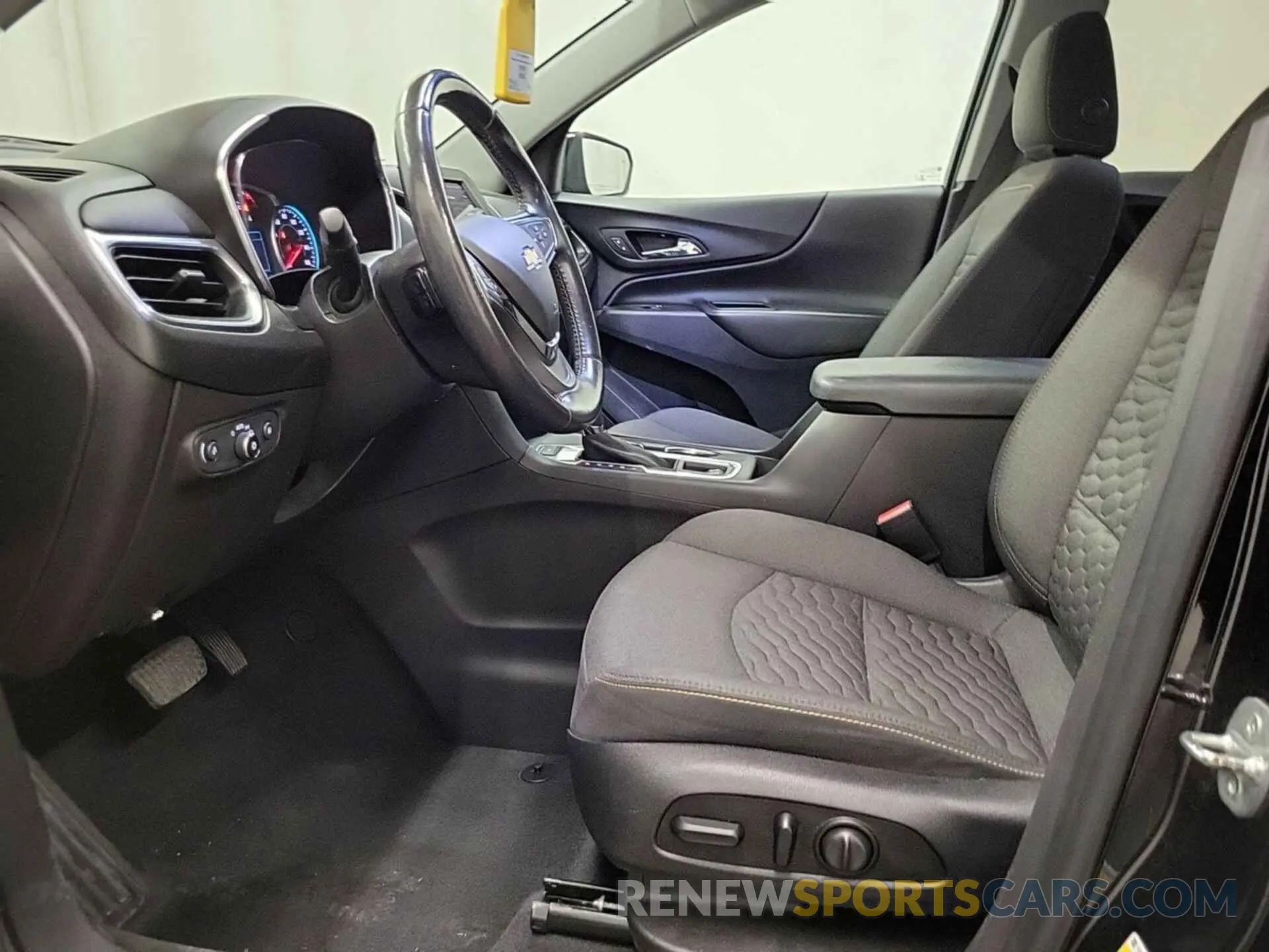 20 Photograph of a damaged car 3GNAXTEV2ML392324 CHEVROLET EQUINOX 2021