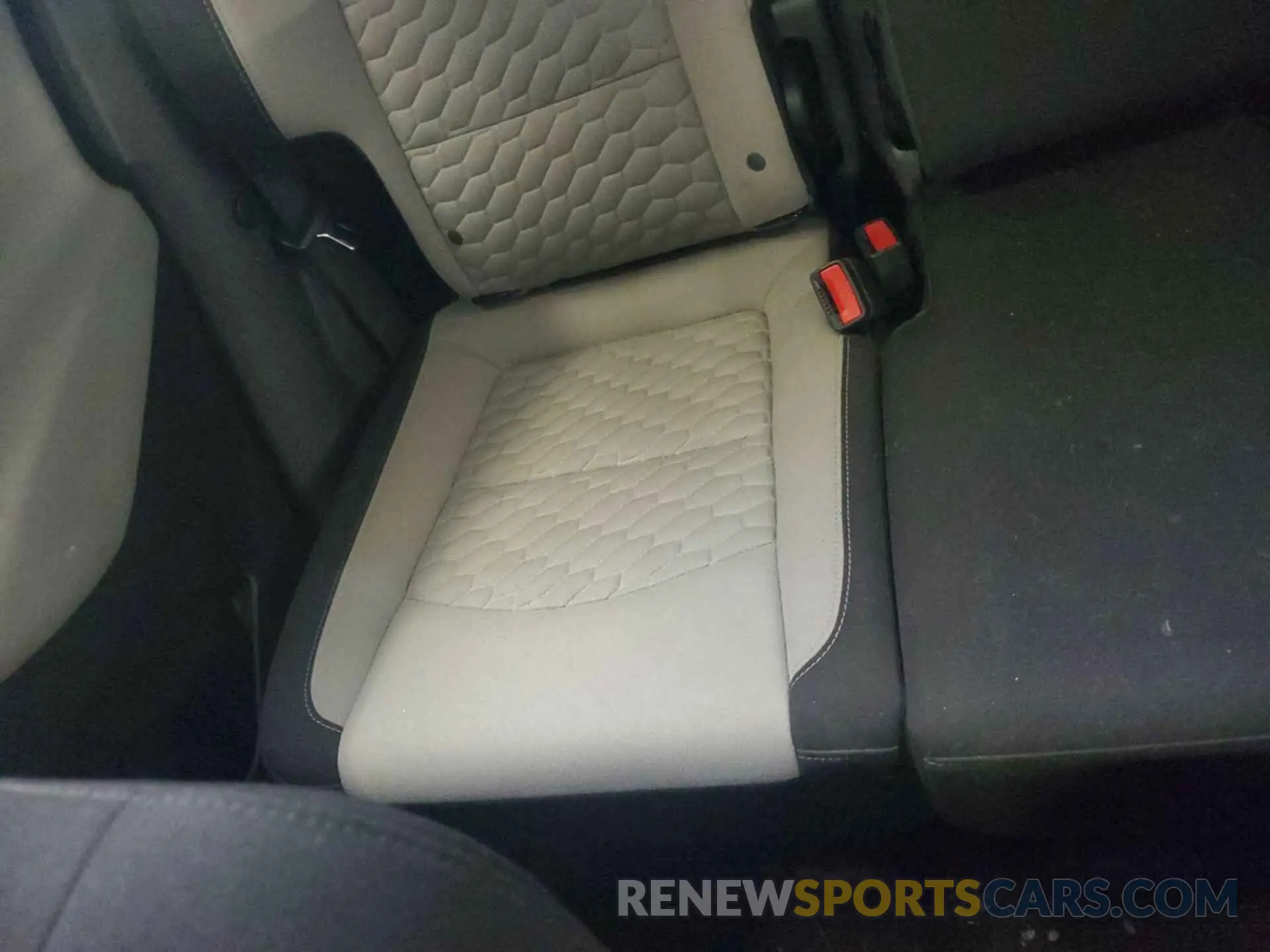 28 Photograph of a damaged car 3GNAXTEV5ML386792 CHEVROLET EQUINOX 2021