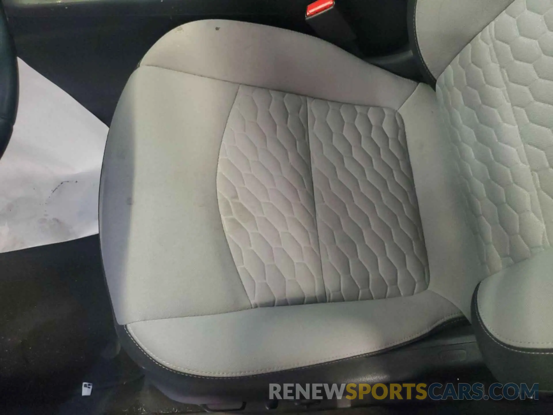 9 Photograph of a damaged car 3GNAXTEV5ML386792 CHEVROLET EQUINOX 2021