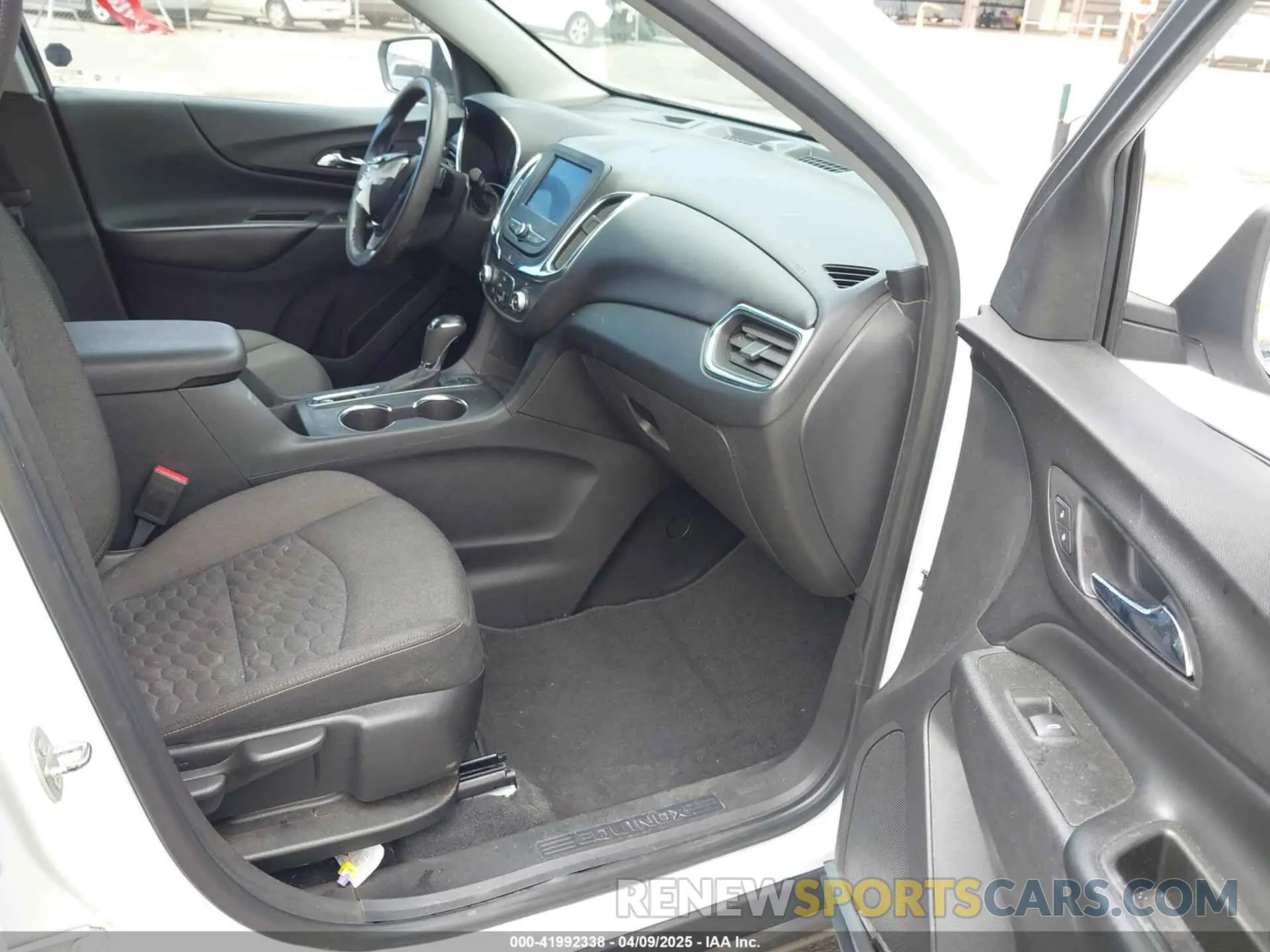 5 Фотография поврежденного автомобиля 3GNAXTEV6ML393959 CHEVROLET EQUINOX 2021