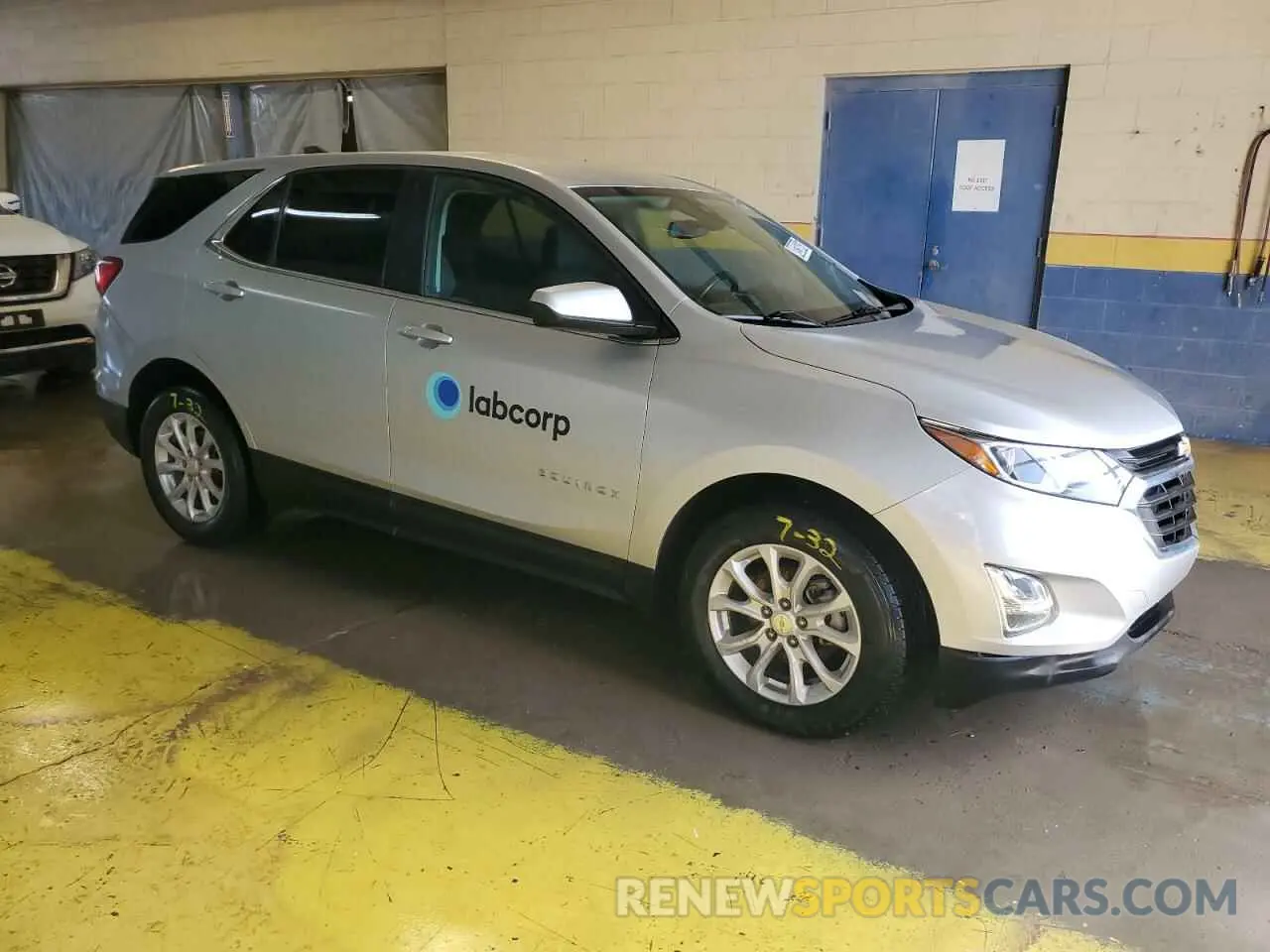 4 Фотография поврежденного автомобиля 3GNAXTEV6MS162307 CHEVROLET EQUINOX 2021