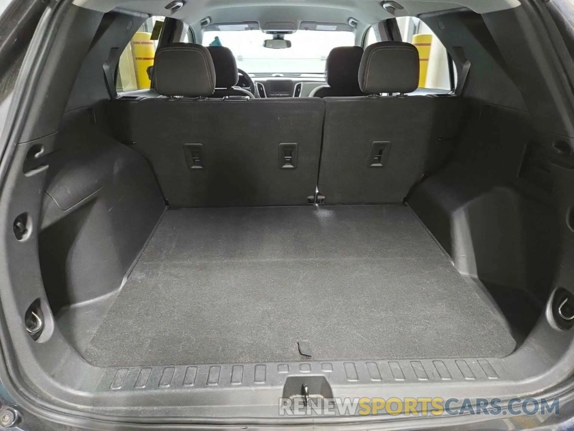 17 Photograph of a damaged car 3GNAXTEVXMS139421 CHEVROLET EQUINOX 2021