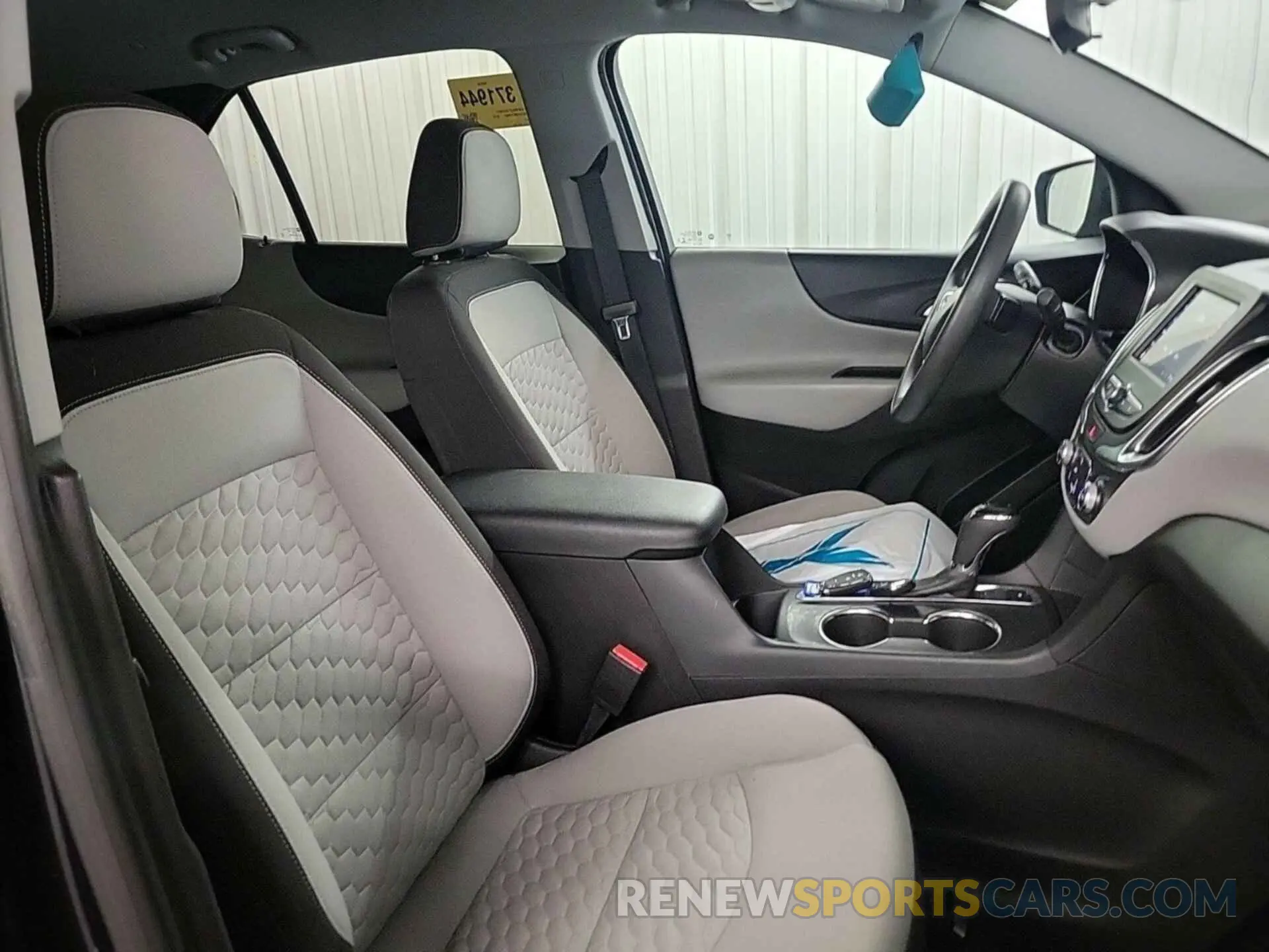 5 Photograph of a damaged car 3GNAXTEVXMS139421 CHEVROLET EQUINOX 2021