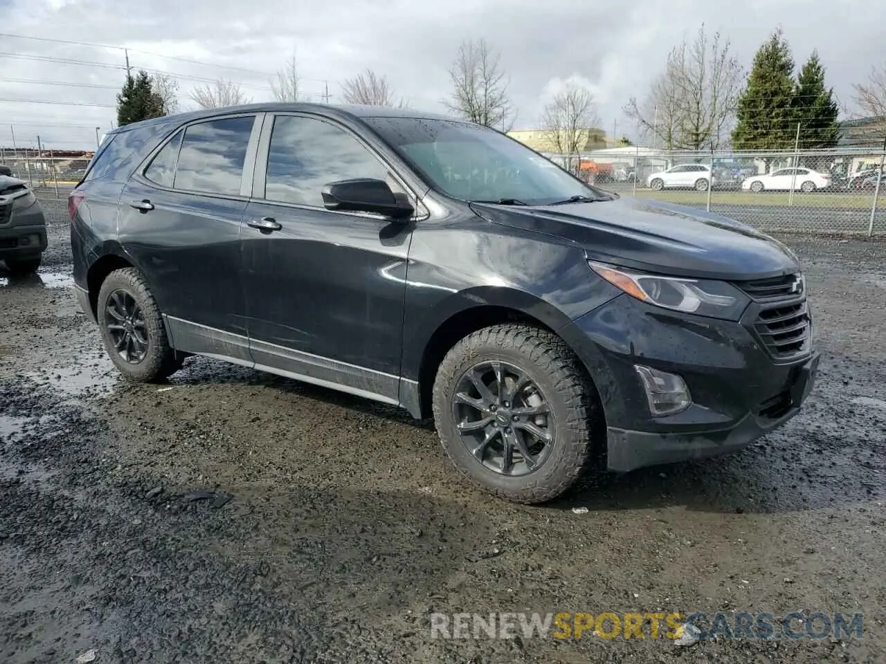 4 Фотография поврежденного автомобиля 3GNAXUEV0ML366438 CHEVROLET EQUINOX 2021