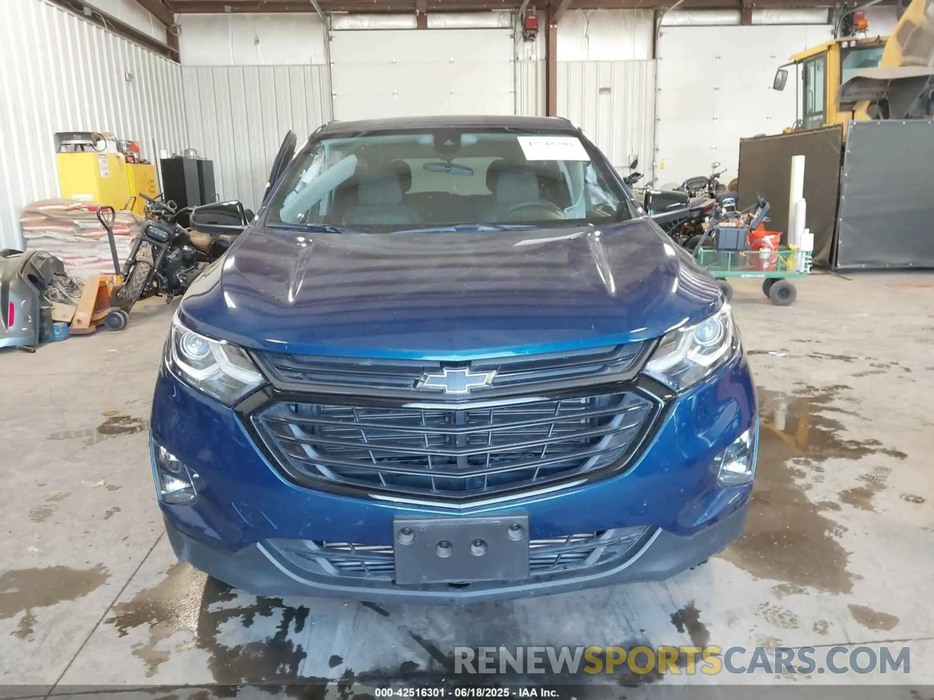 12 Photograph of a damaged car 3GNAXUEV0ML403245 CHEVROLET EQUINOX 2021
