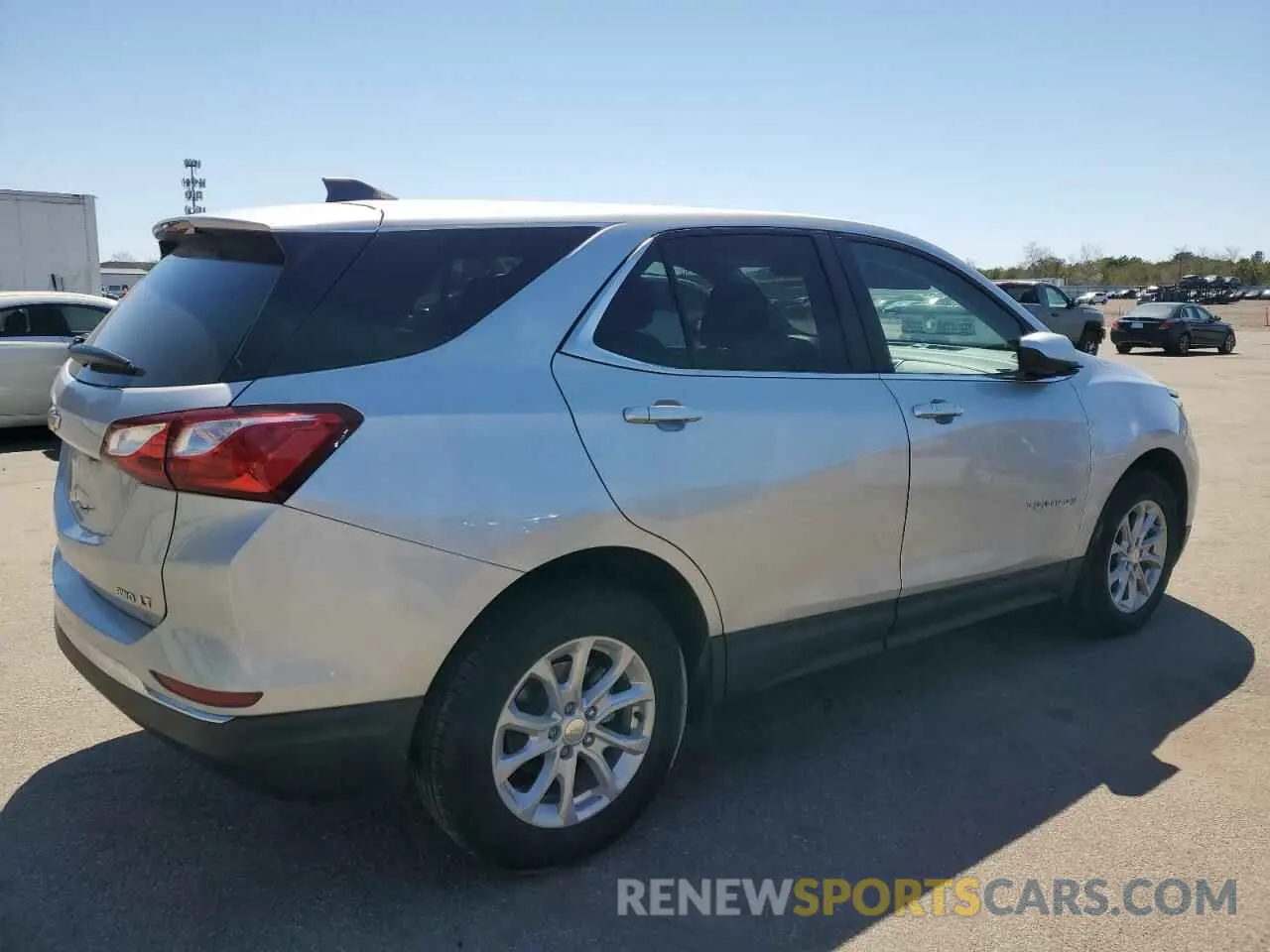 3 Photograph of a damaged car 3GNAXUEV1MS157456 CHEVROLET EQUINOX 2021