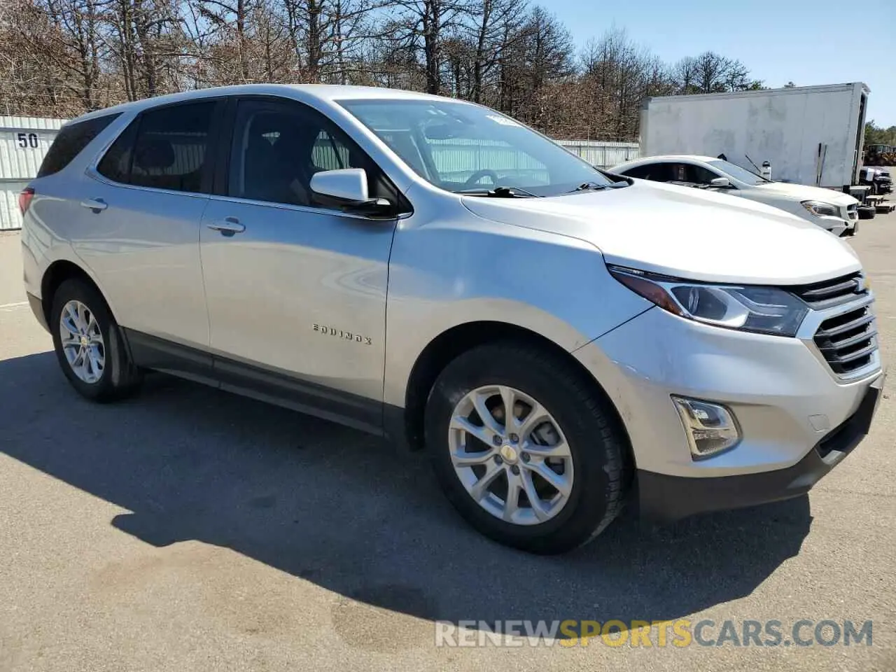 4 Photograph of a damaged car 3GNAXUEV1MS157456 CHEVROLET EQUINOX 2021