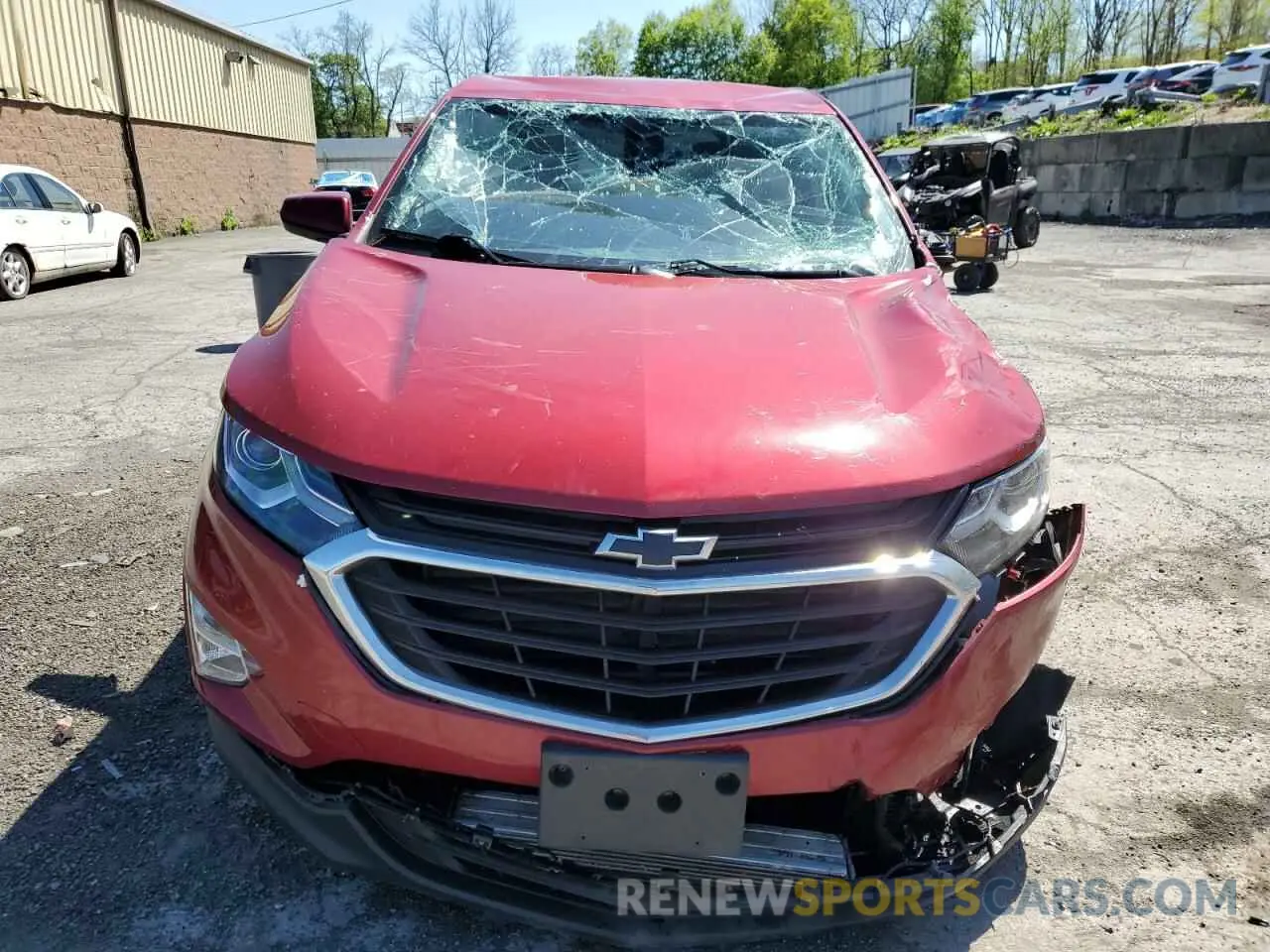 5 Photograph of a damaged car 3GNAXUEV2ML320769 CHEVROLET EQUINOX 2021