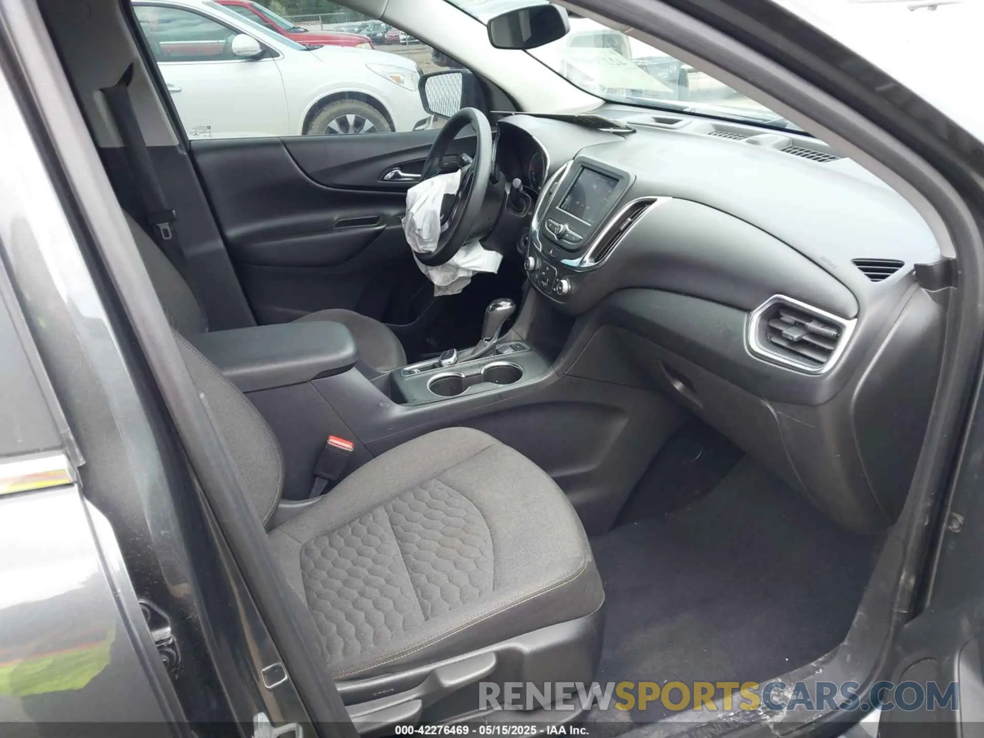 5 Фотография поврежденного автомобиля 3GNAXUEV2ML385900 CHEVROLET EQUINOX 2021
