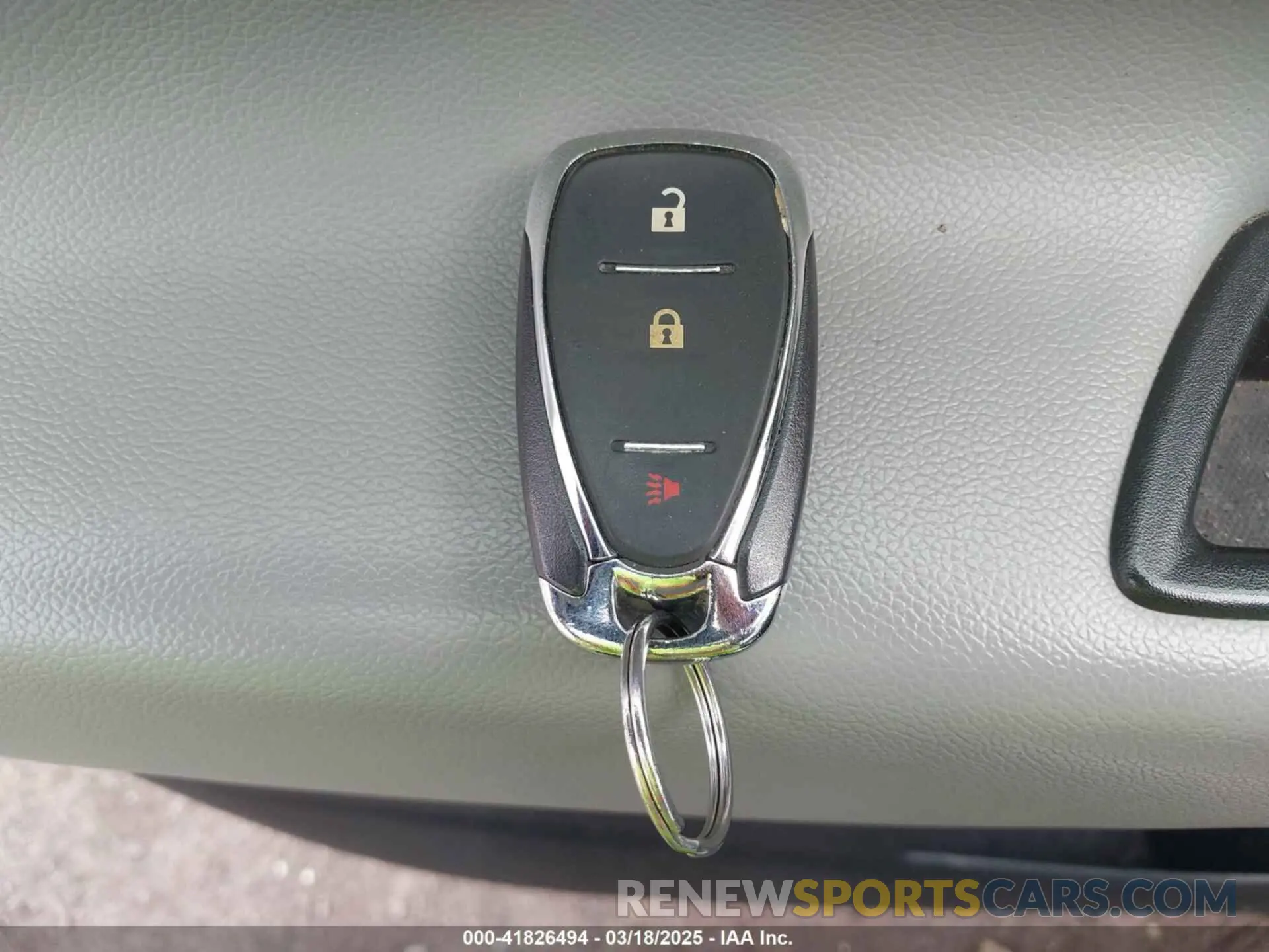 11 Photograph of a damaged car 3GNAXUEV3MS133823 CHEVROLET EQUINOX 2021