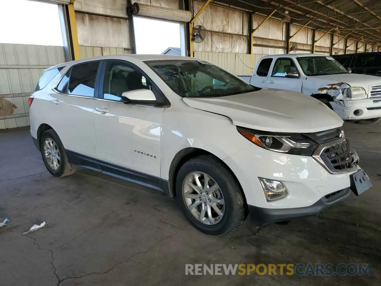 4 Photograph of a damaged car 3GNAXUEV3MS174727 CHEVROLET EQUINOX 2021