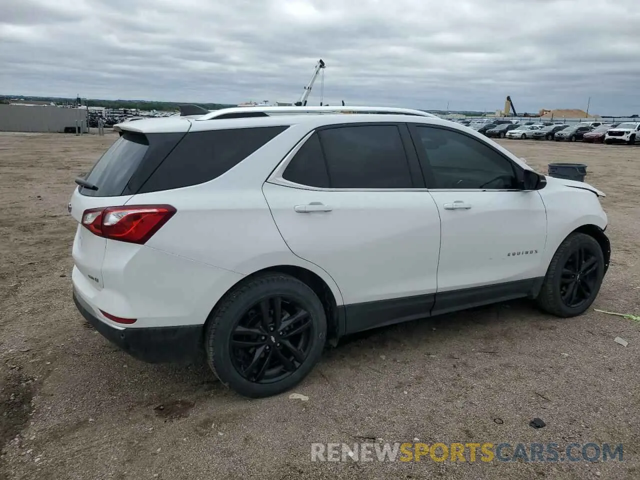 3 Photograph of a damaged car 3GNAXUEV5ML348727 CHEVROLET EQUINOX 2021