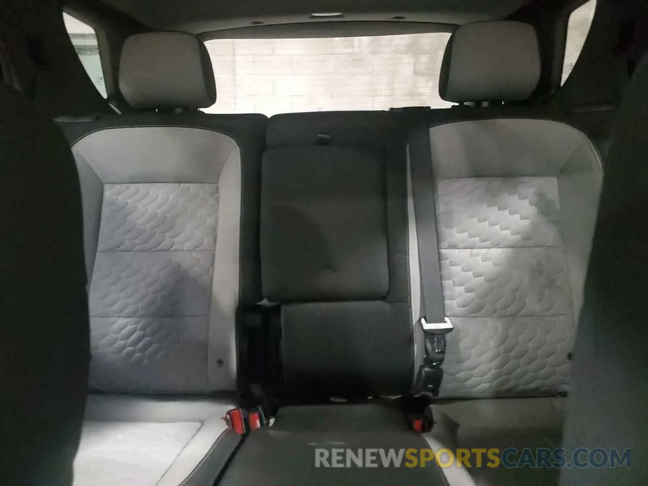 10 Photograph of a damaged car 3GNAXUEV5MS127263 CHEVROLET EQUINOX 2021