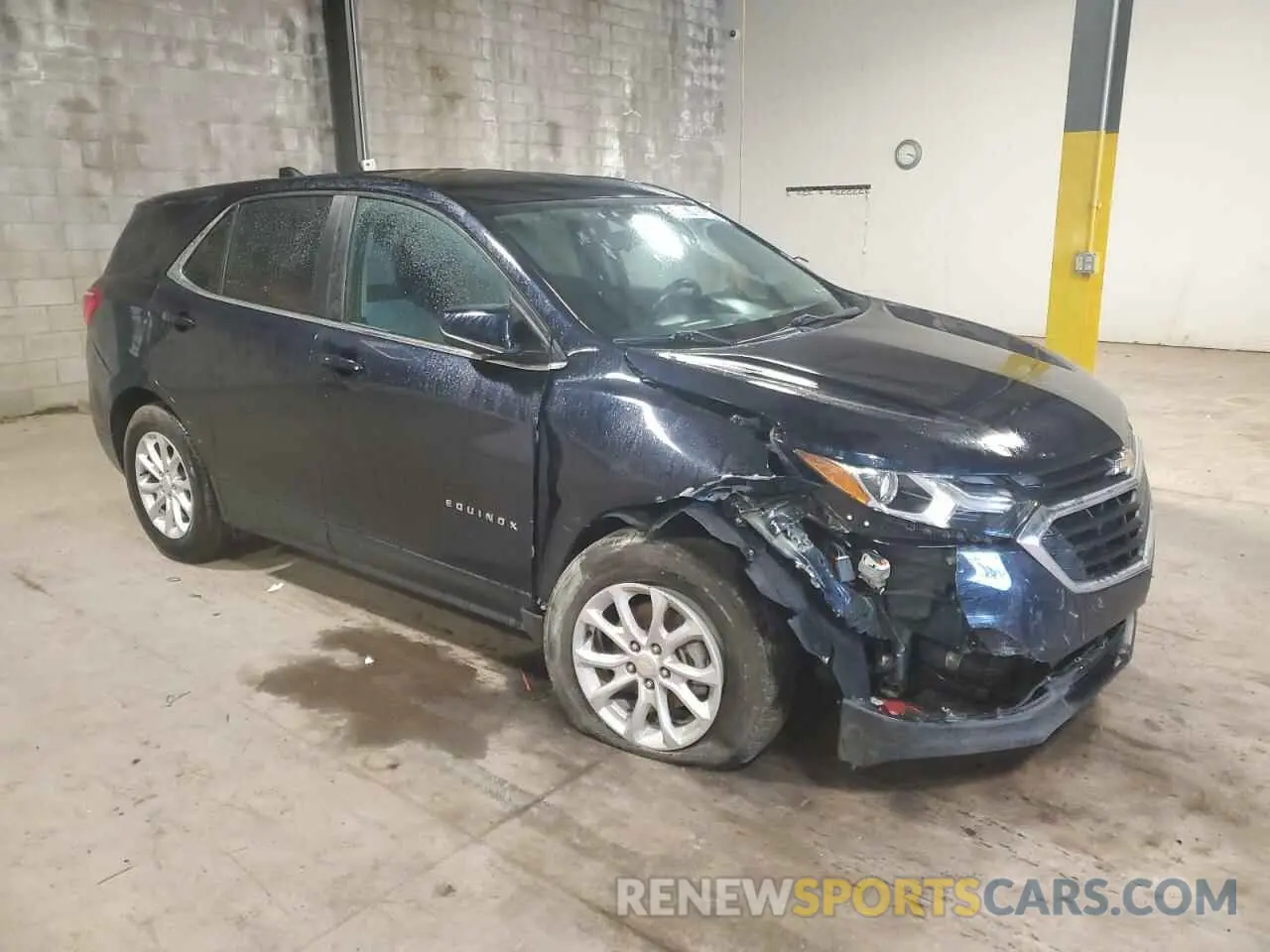 4 Photograph of a damaged car 3GNAXUEV5MS127263 CHEVROLET EQUINOX 2021