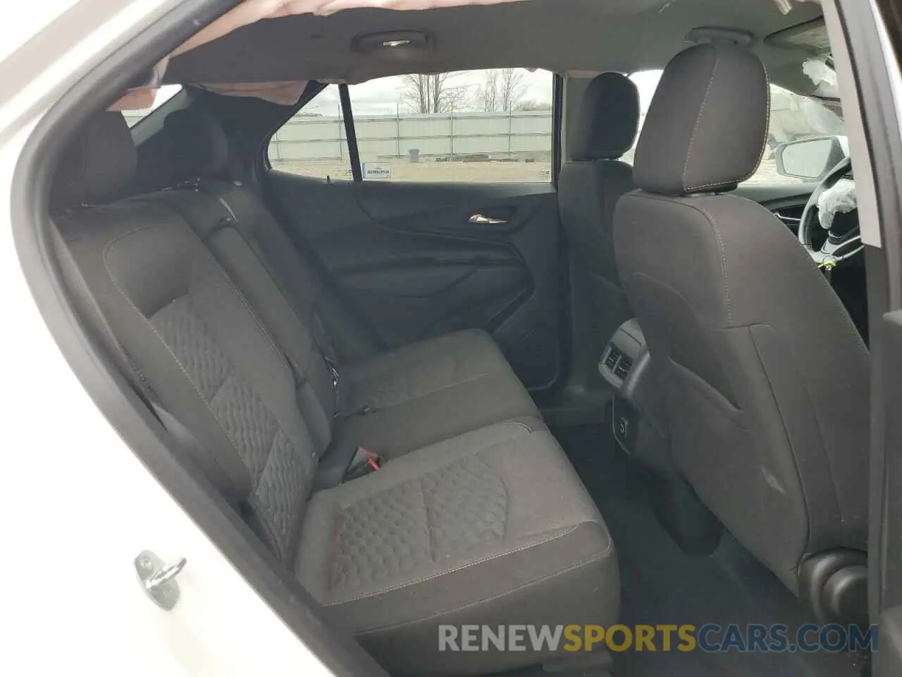 10 Photograph of a damaged car 3GNAXUEV5MS156181 CHEVROLET EQUINOX 2021