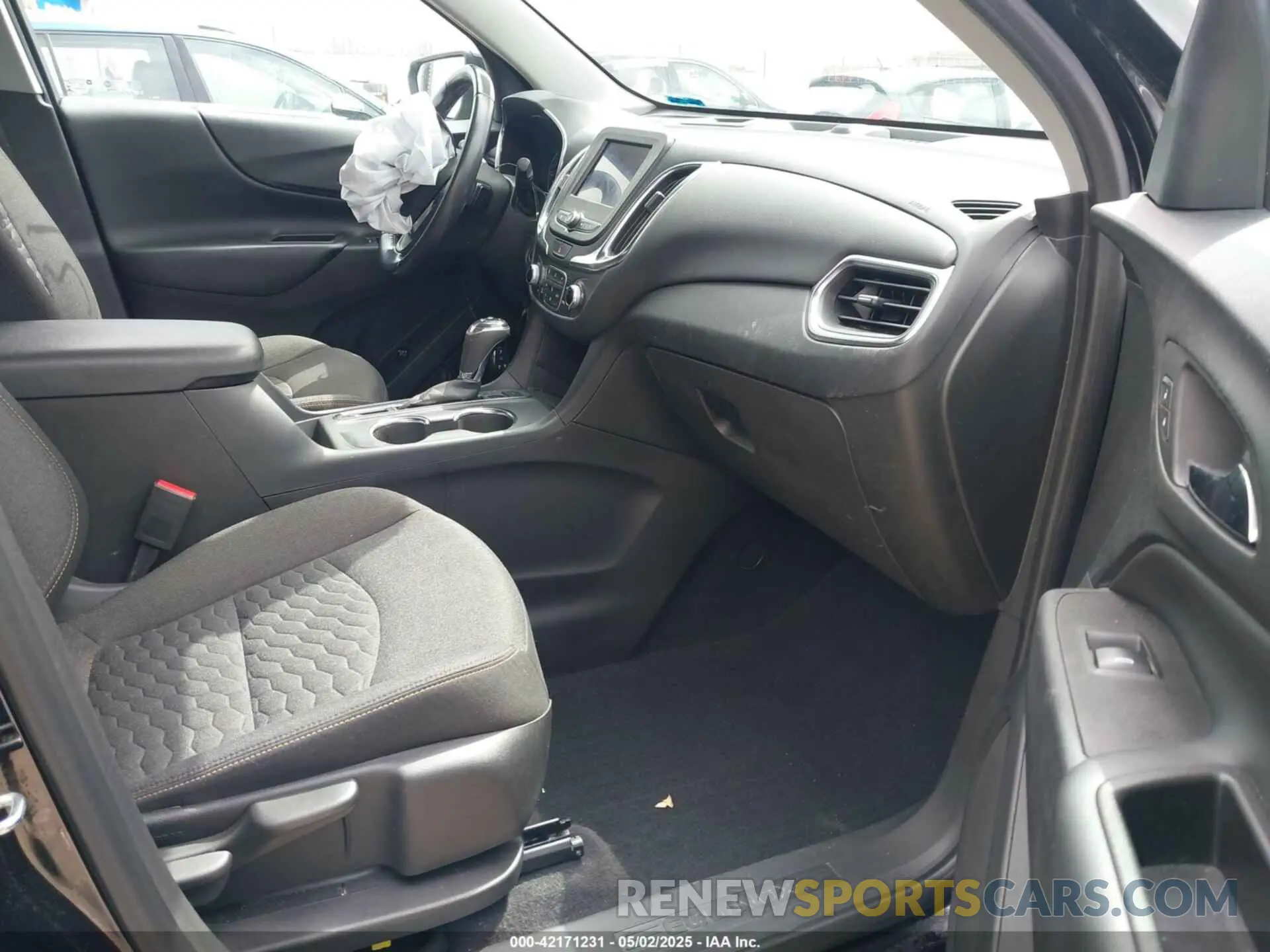 5 Фотография поврежденного автомобиля 3GNAXUEV7ML336725 CHEVROLET EQUINOX 2021