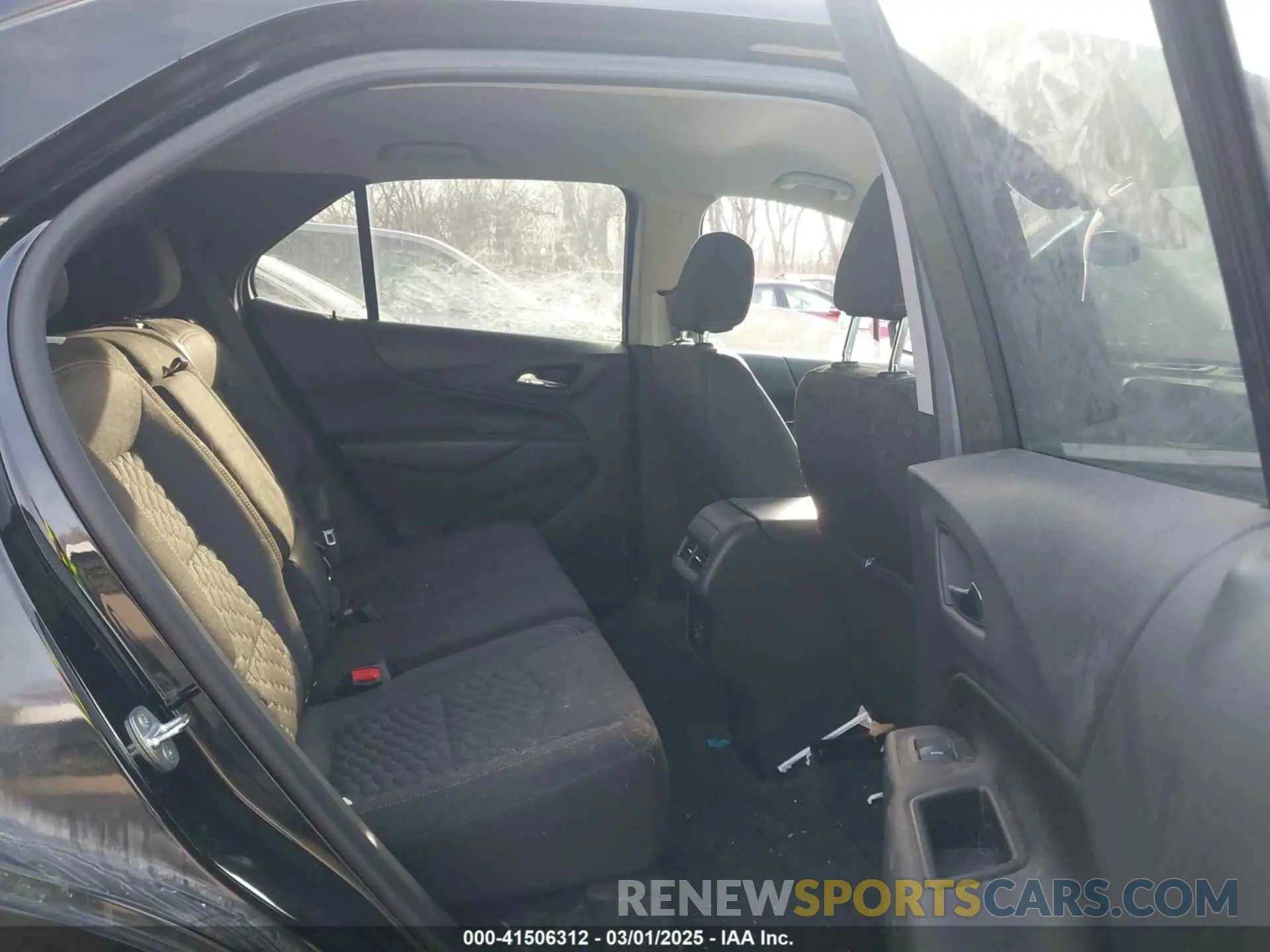 8 Photograph of a damaged car 3GNAXUEV8ML344557 CHEVROLET EQUINOX 2021