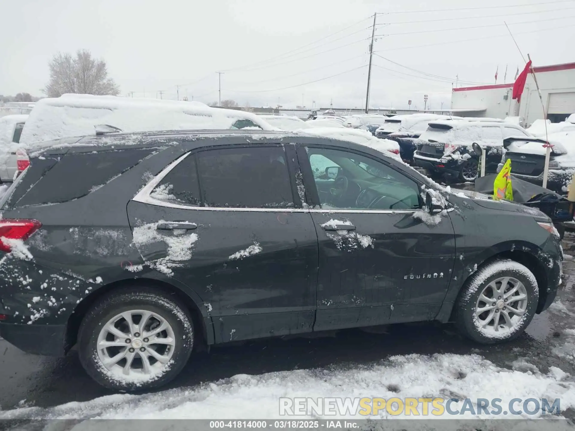 13 Photograph of a damaged car 3GNAXUEV8ML389871 CHEVROLET EQUINOX 2021