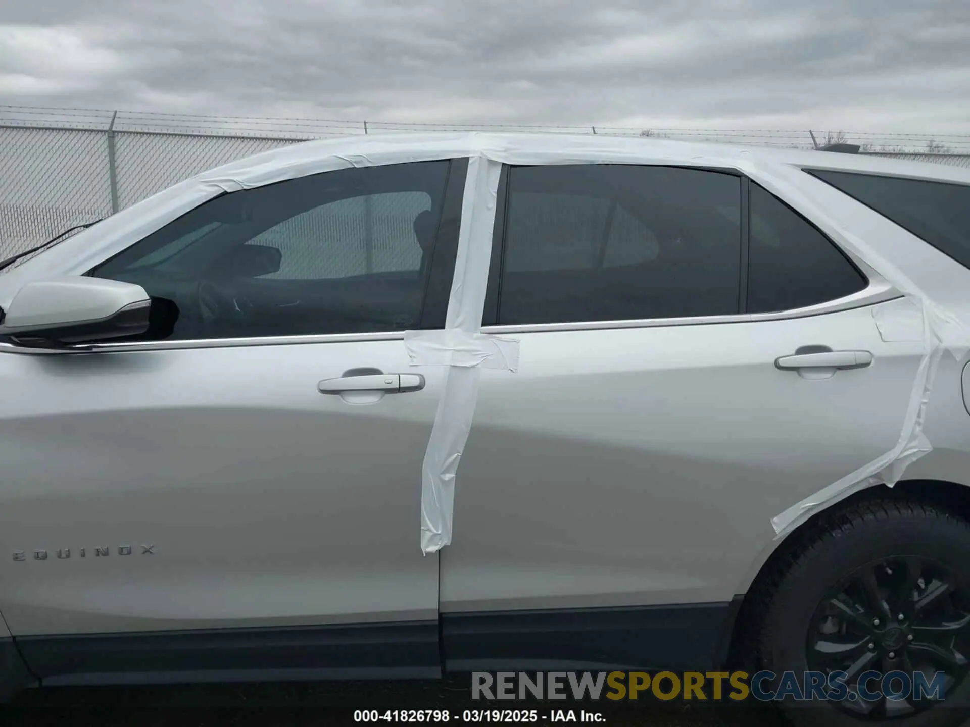 12 Photograph of a damaged car 3GNAXUEV8MS141044 CHEVROLET EQUINOX 2021