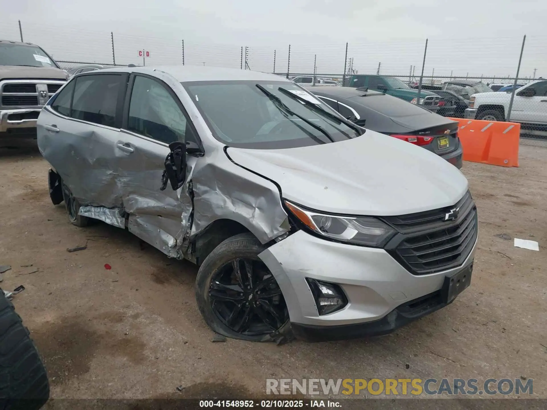 1 Фотография поврежденного автомобиля 3GNAXUEV9ML328657 CHEVROLET EQUINOX 2021