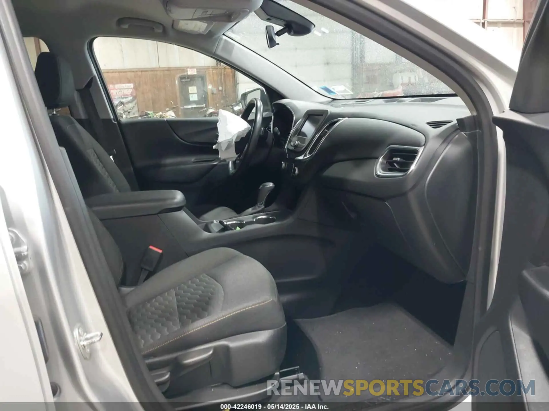 5 Фотография поврежденного автомобиля 3GNAXUEV9MS140887 CHEVROLET EQUINOX 2021