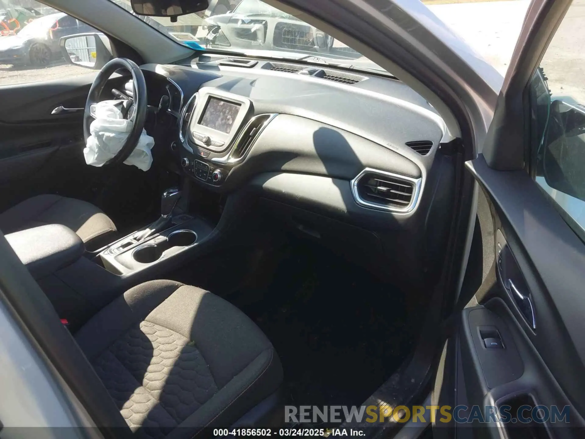5 Фотография поврежденного автомобиля 3GNAXUEV9MS180984 CHEVROLET EQUINOX 2021