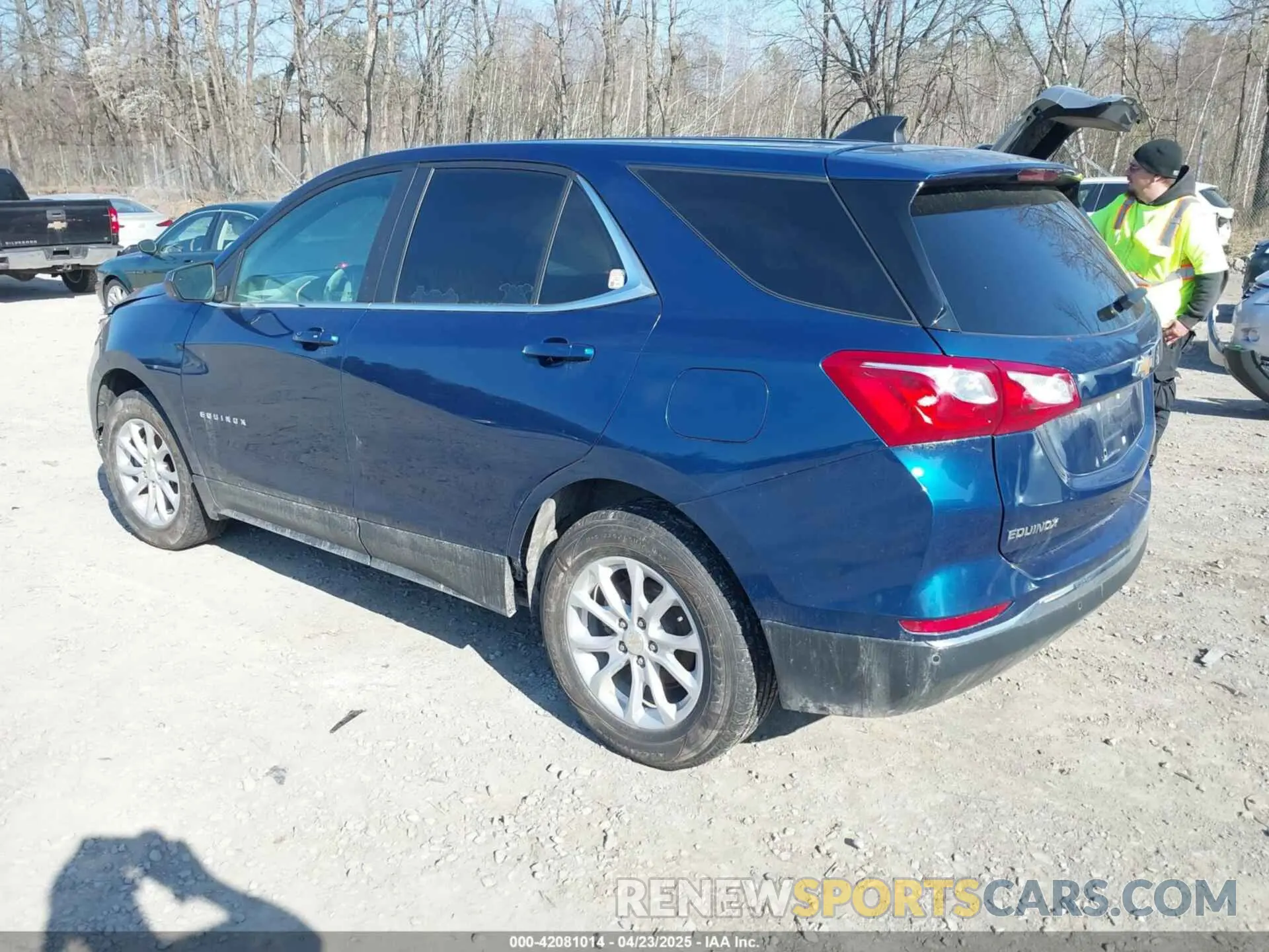 3 Фотография поврежденного автомобиля 3GNAXUEVXML355219 CHEVROLET EQUINOX 2021