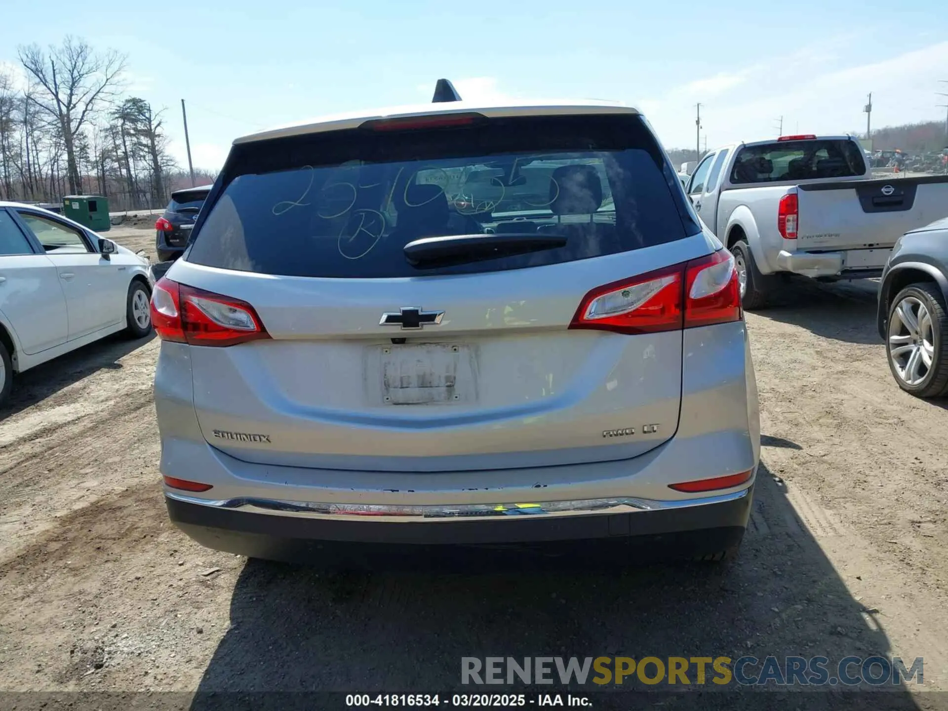 16 Photograph of a damaged car 3GNAXUEVXMS102648 CHEVROLET EQUINOX 2021