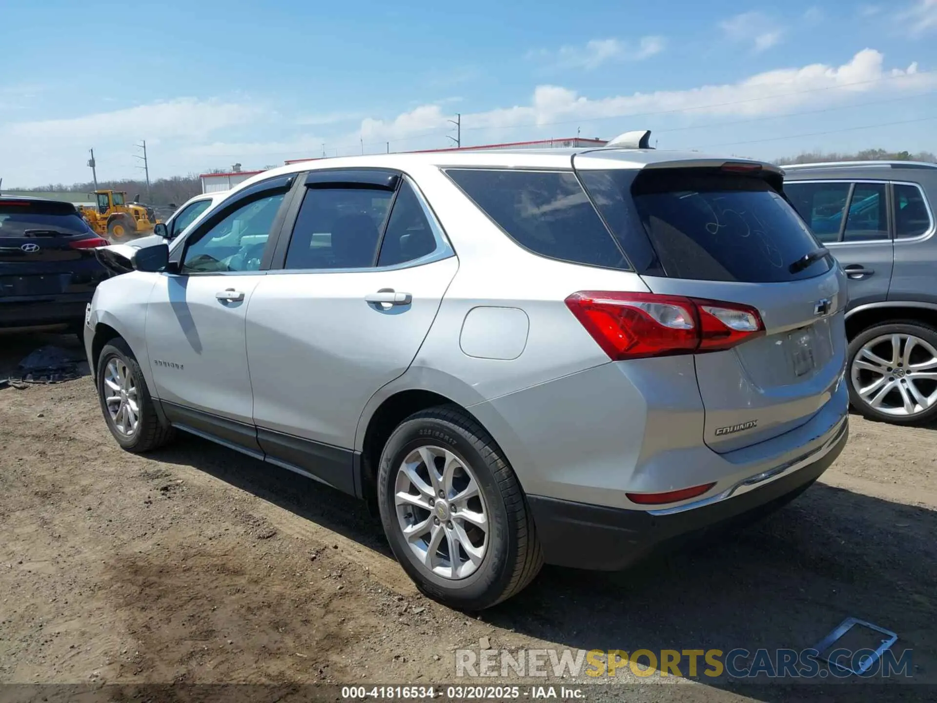 3 Photograph of a damaged car 3GNAXUEVXMS102648 CHEVROLET EQUINOX 2021