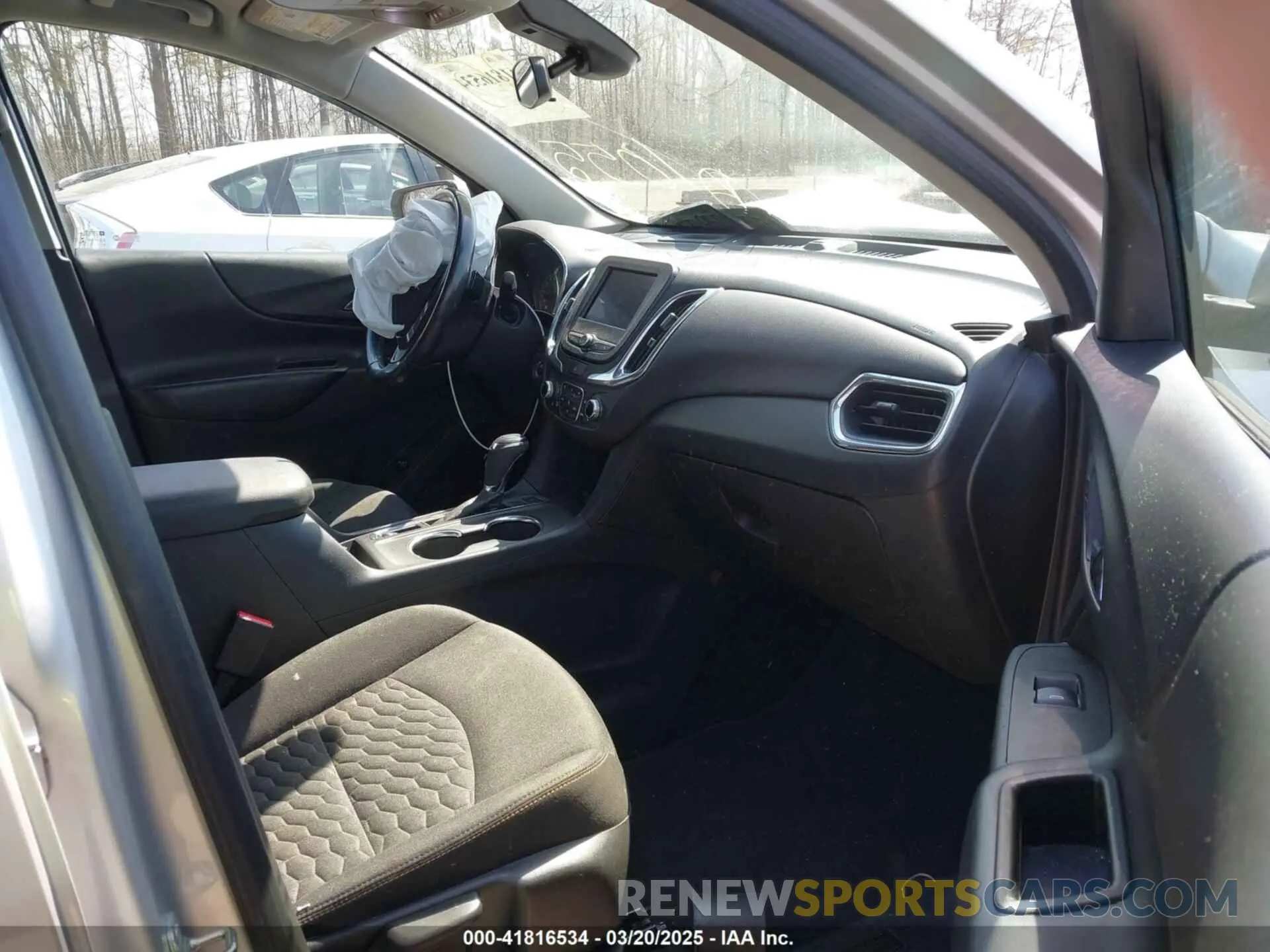 5 Photograph of a damaged car 3GNAXUEVXMS102648 CHEVROLET EQUINOX 2021