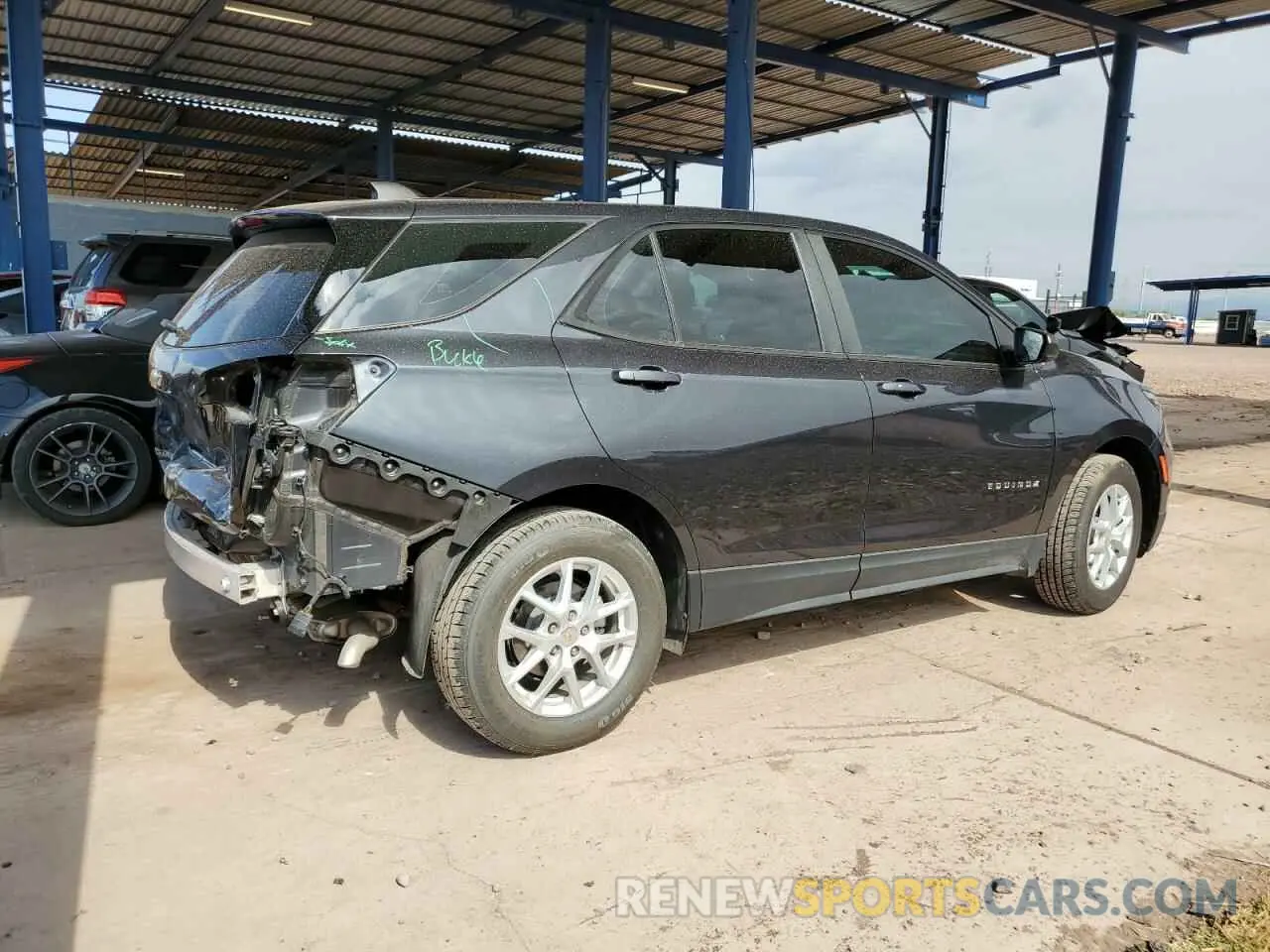 3 Фотография поврежденного автомобиля 2GNAX5EV2N6105162 CHEVROLET EQUINOX 2022